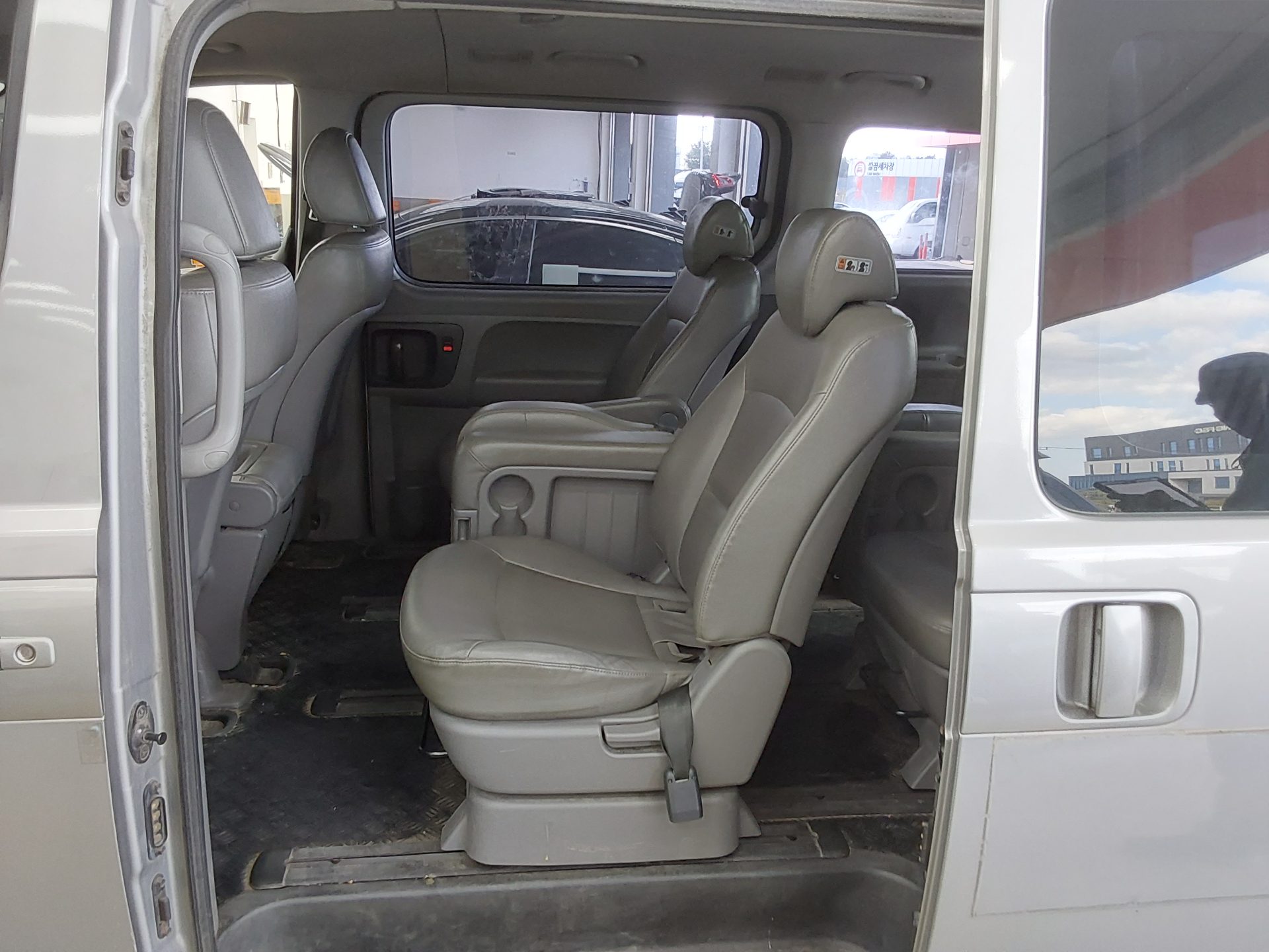 HYUNDAI GRAND STAREX 12-SEATER DIESEL SMART 2017 - zdjęcie 12