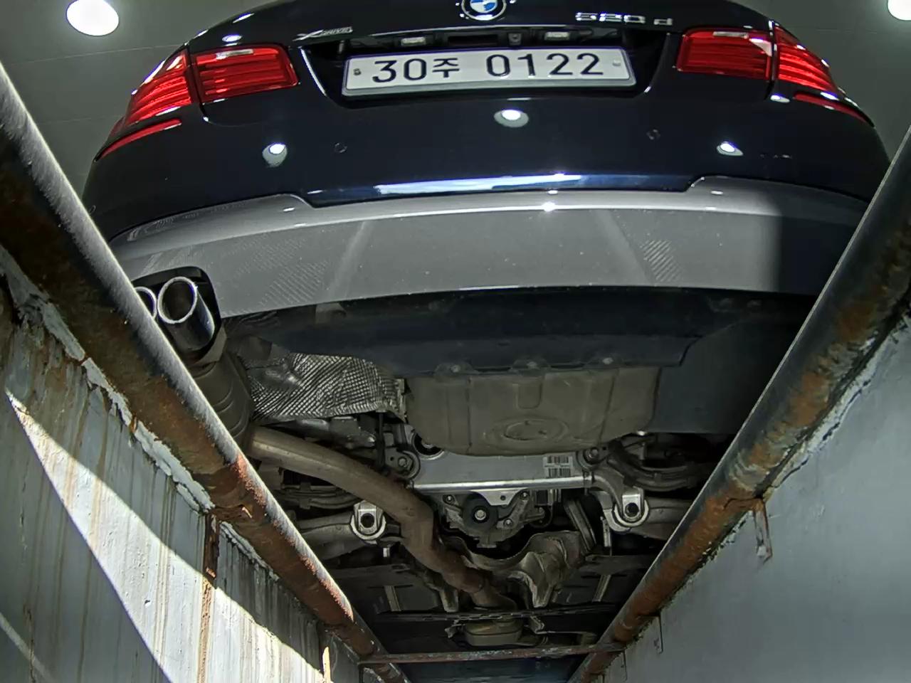 BMW 5 SERIES (6TH GEN) 520d xDRIVE M AERODYNAMIC PRO 2016 - zdjęcie 8