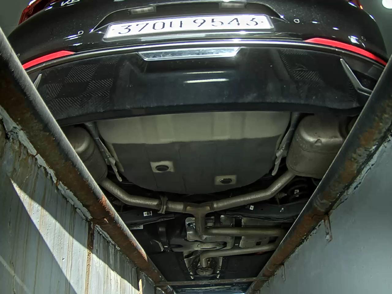 KIA K8 HYBRID HEV NOBLESSE 2023 - zdjęcie 8