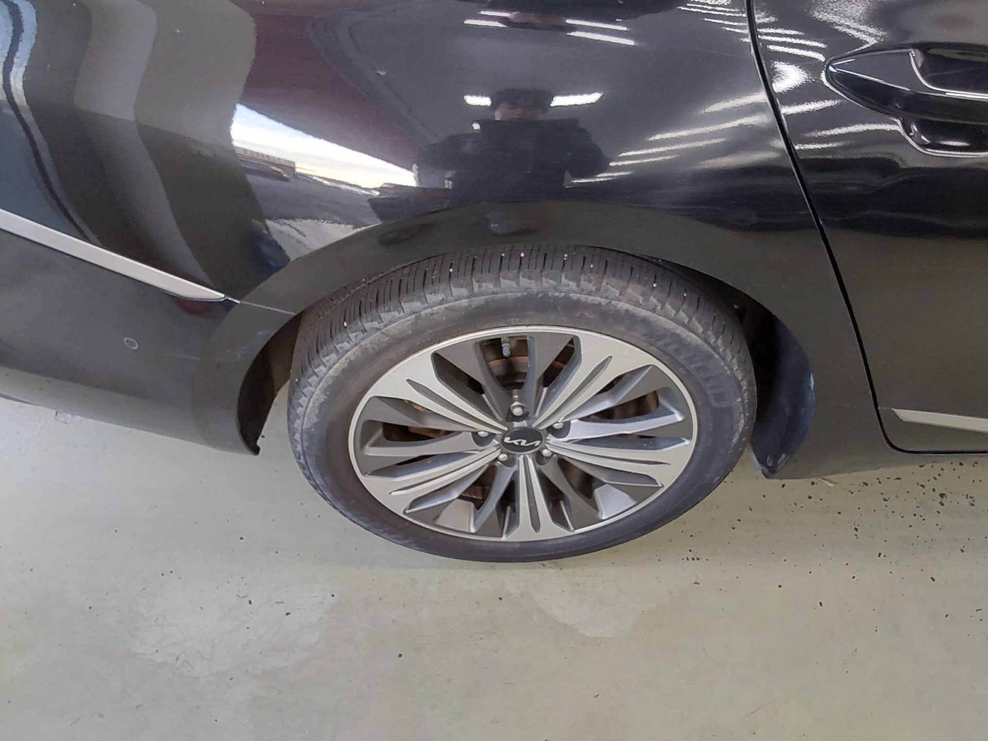 KIA K8 HYBRID HEV SIGNATURE 2023 - zdjęcie 25