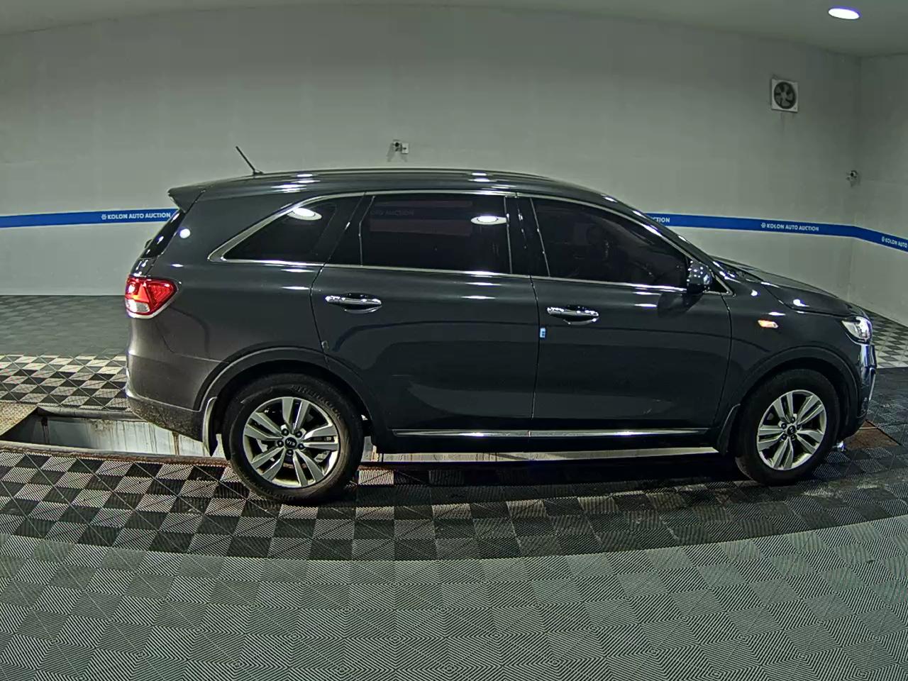 KIA ALL NEW SORENTO R2.0 2WD LUXURY 2017 - zdjęcie 4