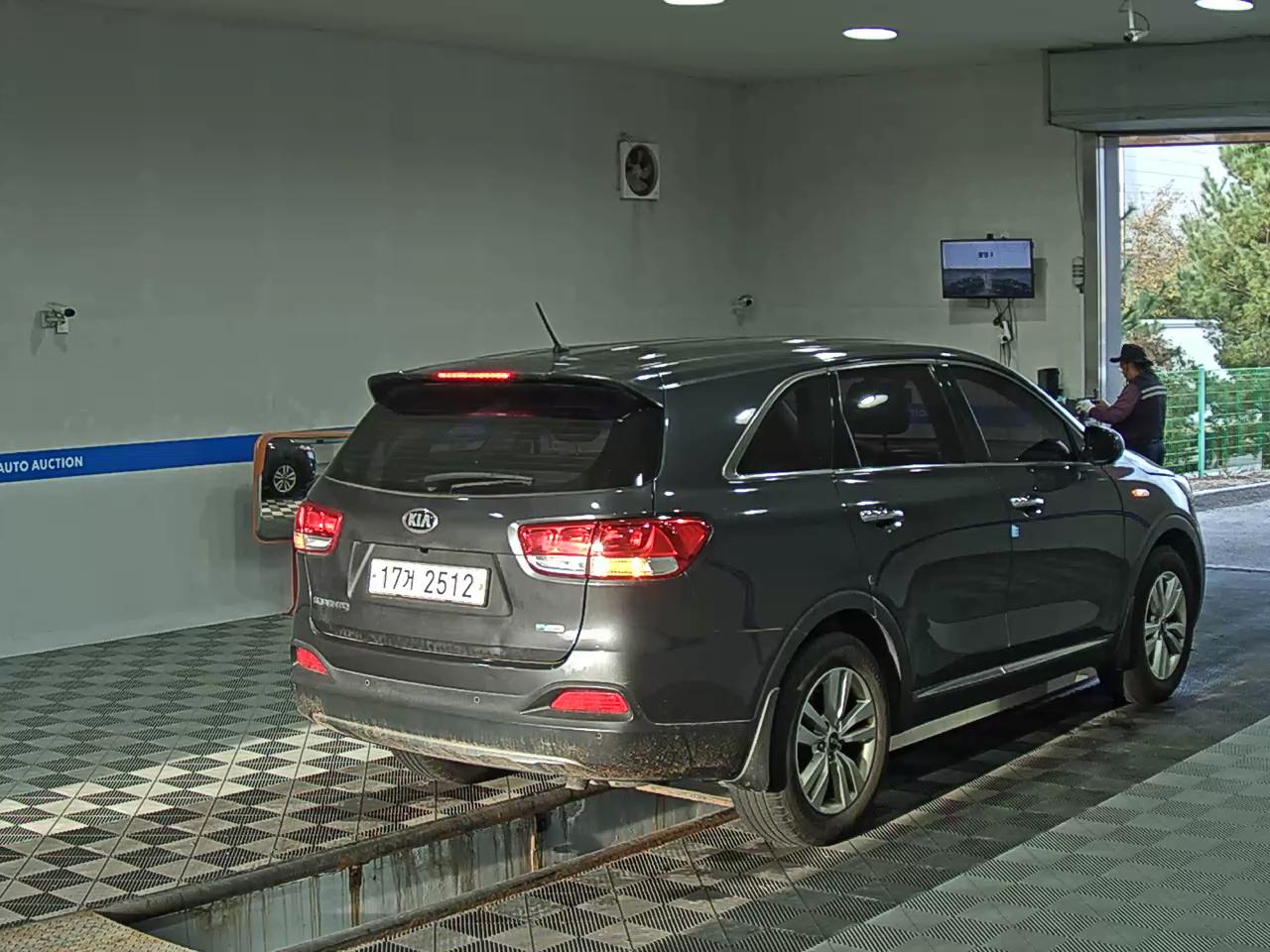 KIA ALL NEW SORENTO R2.0 2WD LUXURY 2017 - zdjęcie 5