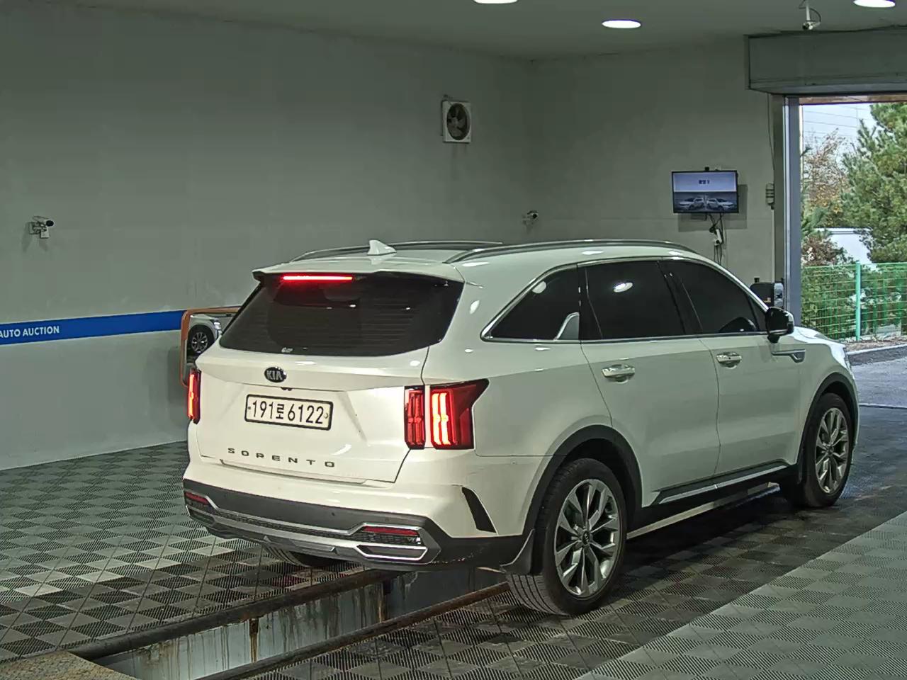KIA NEW SORENTO (MQ4) 2.2 DIESEL 2WD PRESTIGE 2021 - zdjęcie 5