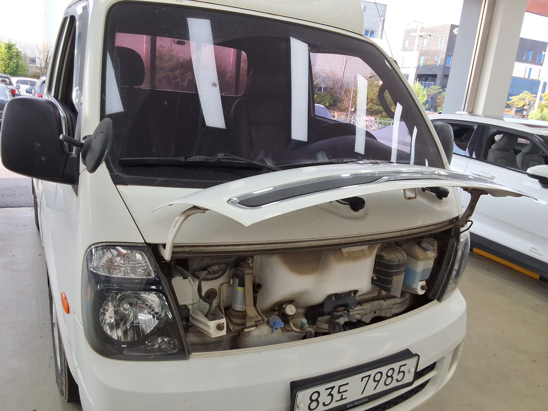 KIA BONGO III CARGO CRDi KING CAB EXTRA LONG WHEELBASE 2016 - zdjęcie 17