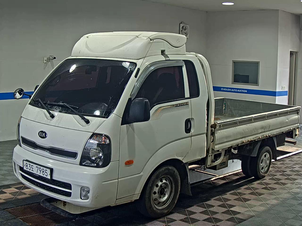 KIA BONGO III CARGO CRDi KING CAB EXTRA LONG WHEELBASE 2016 - zdjęcie 2