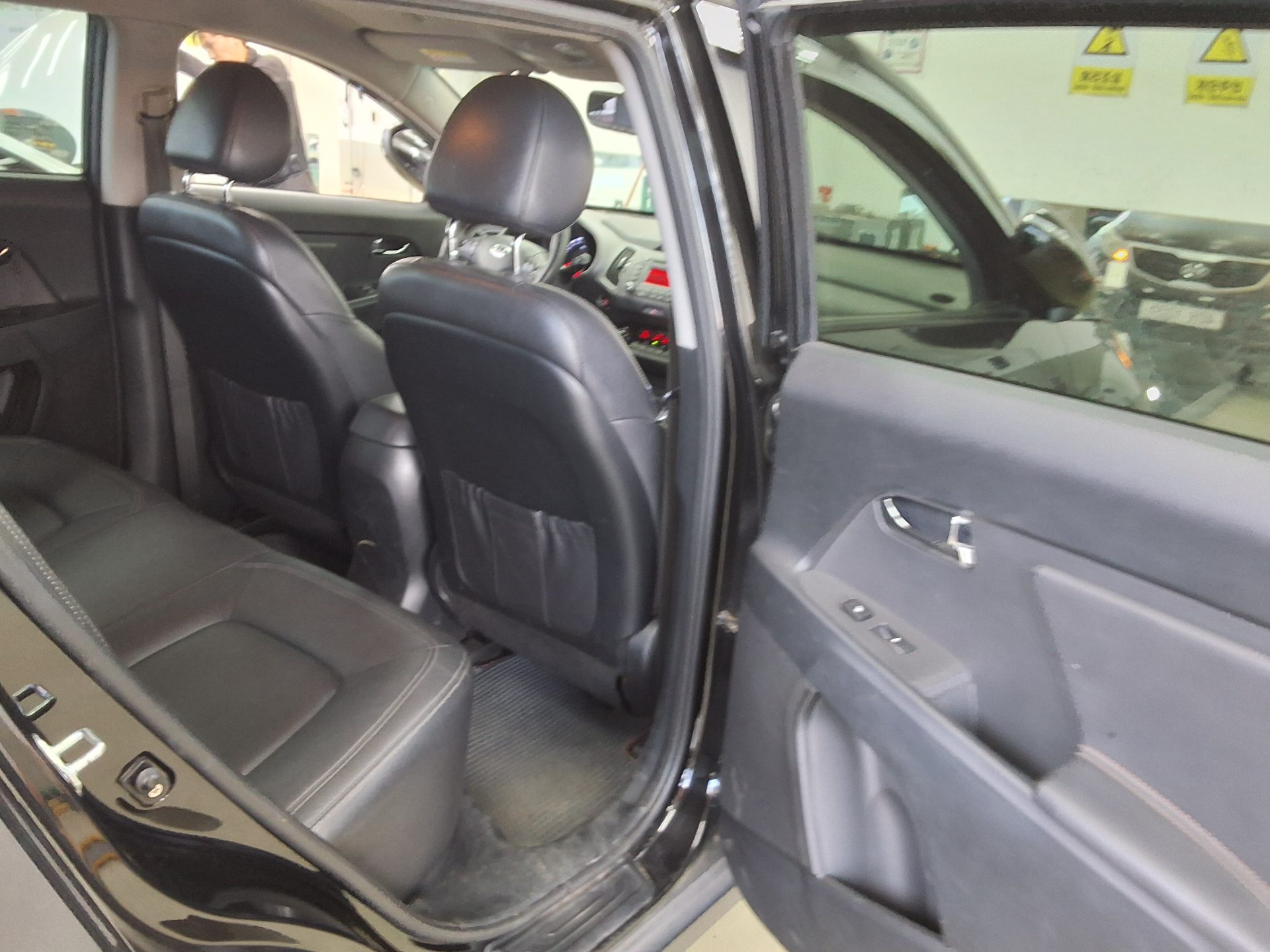 KIA SPORTAGE R DIESEL R2.0 2WD TLX LUXURY MODEL 2012 - zdjęcie 13