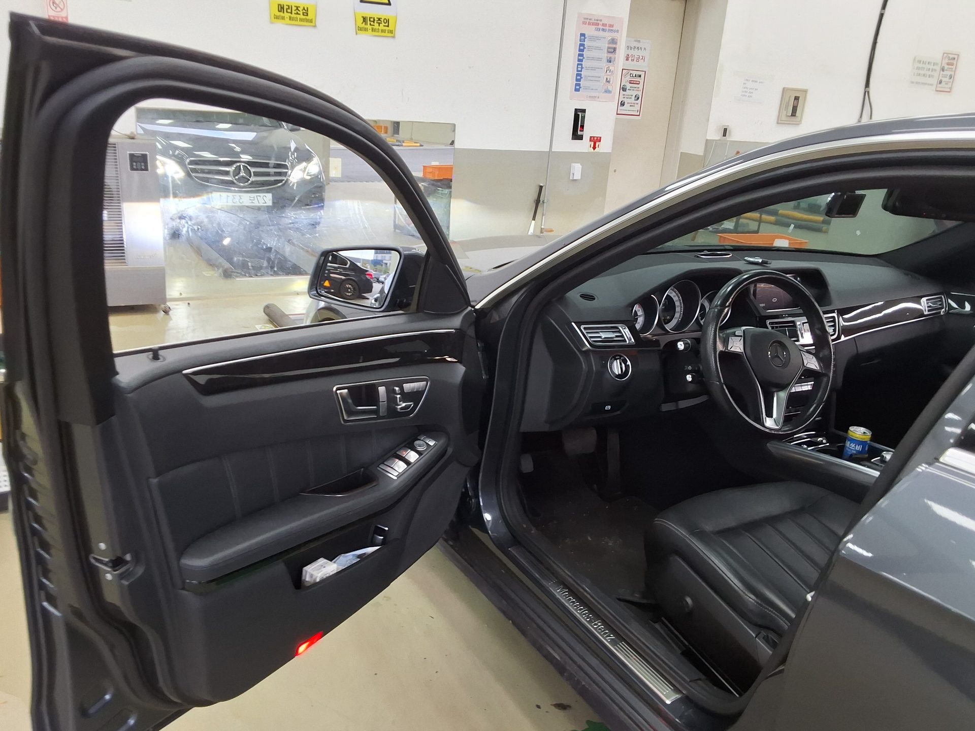 MERCEDES-BENZ E-CLASS (4TH GEN) E300 4MATIC AVANTGARDE 2014 - zdjęcie 10