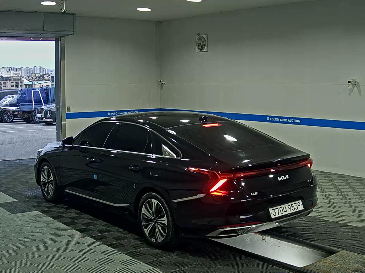 KIA K8 HYBRID HEV SIGNATURE 2023 - zdjęcie 6