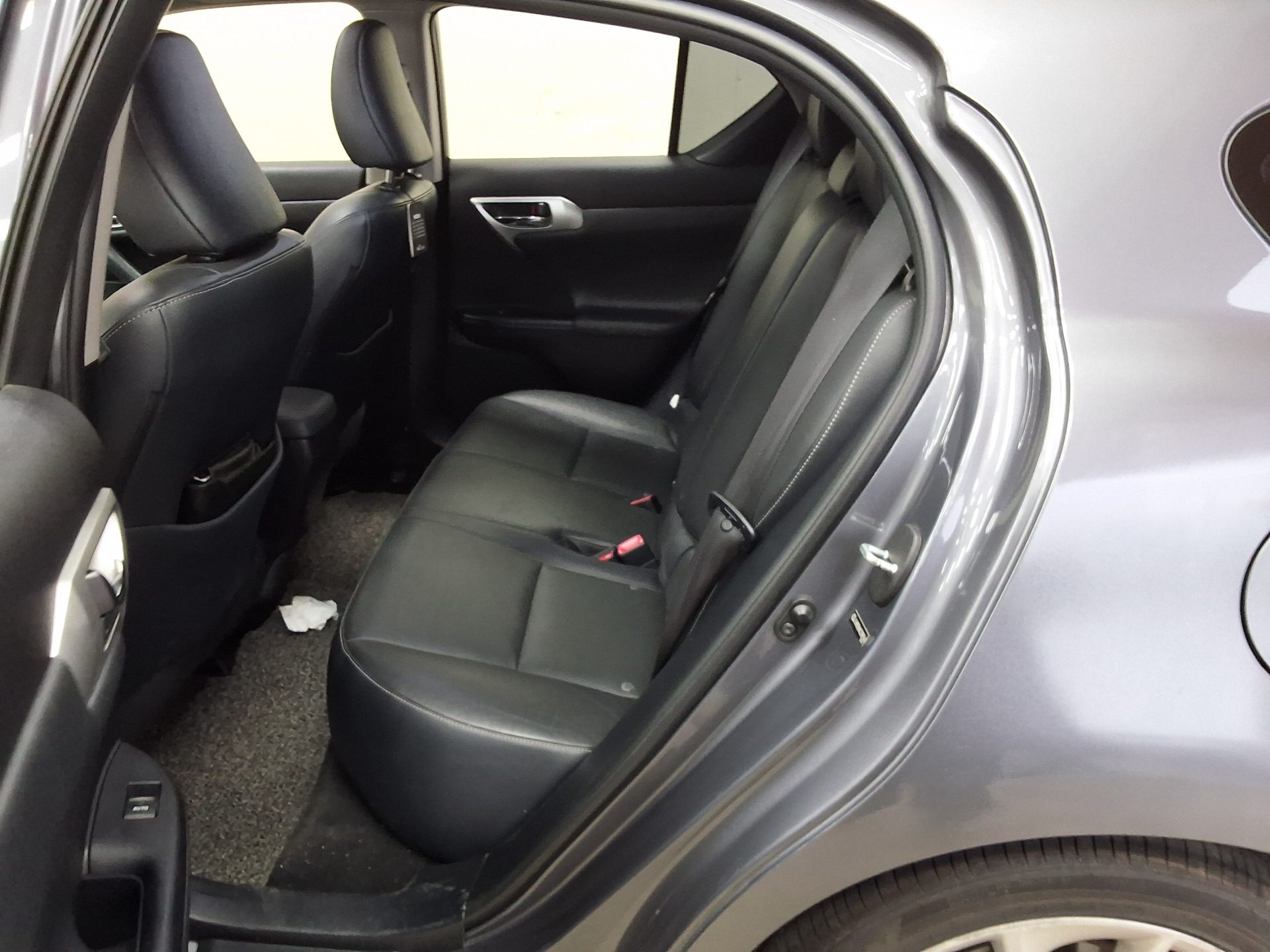 LEXUS CT 200h LUXURY 2012 - zdjęcie 13