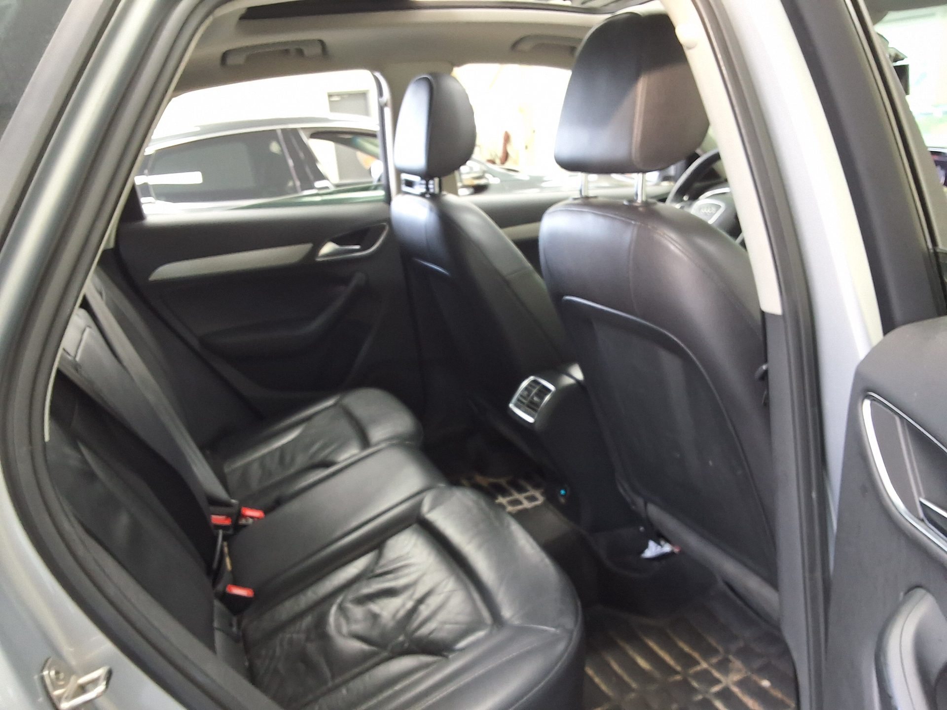 AUDI Q3 30 TDI QUATTRO 2015 - zdjęcie 14