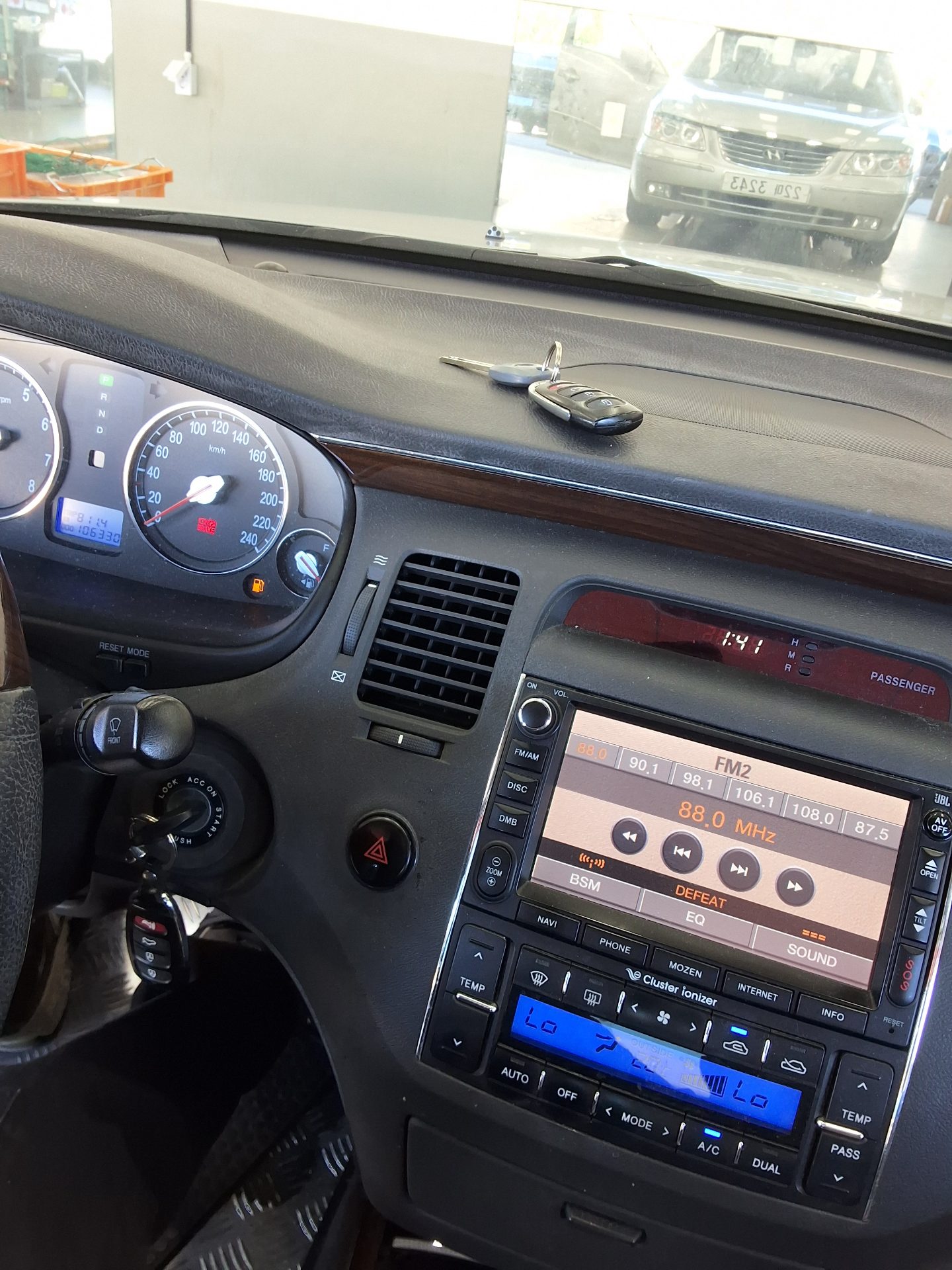 HYUNDAI GRANDEUR NEW LUXURY Q270 PREMIER 2009 - zdjęcie 17
