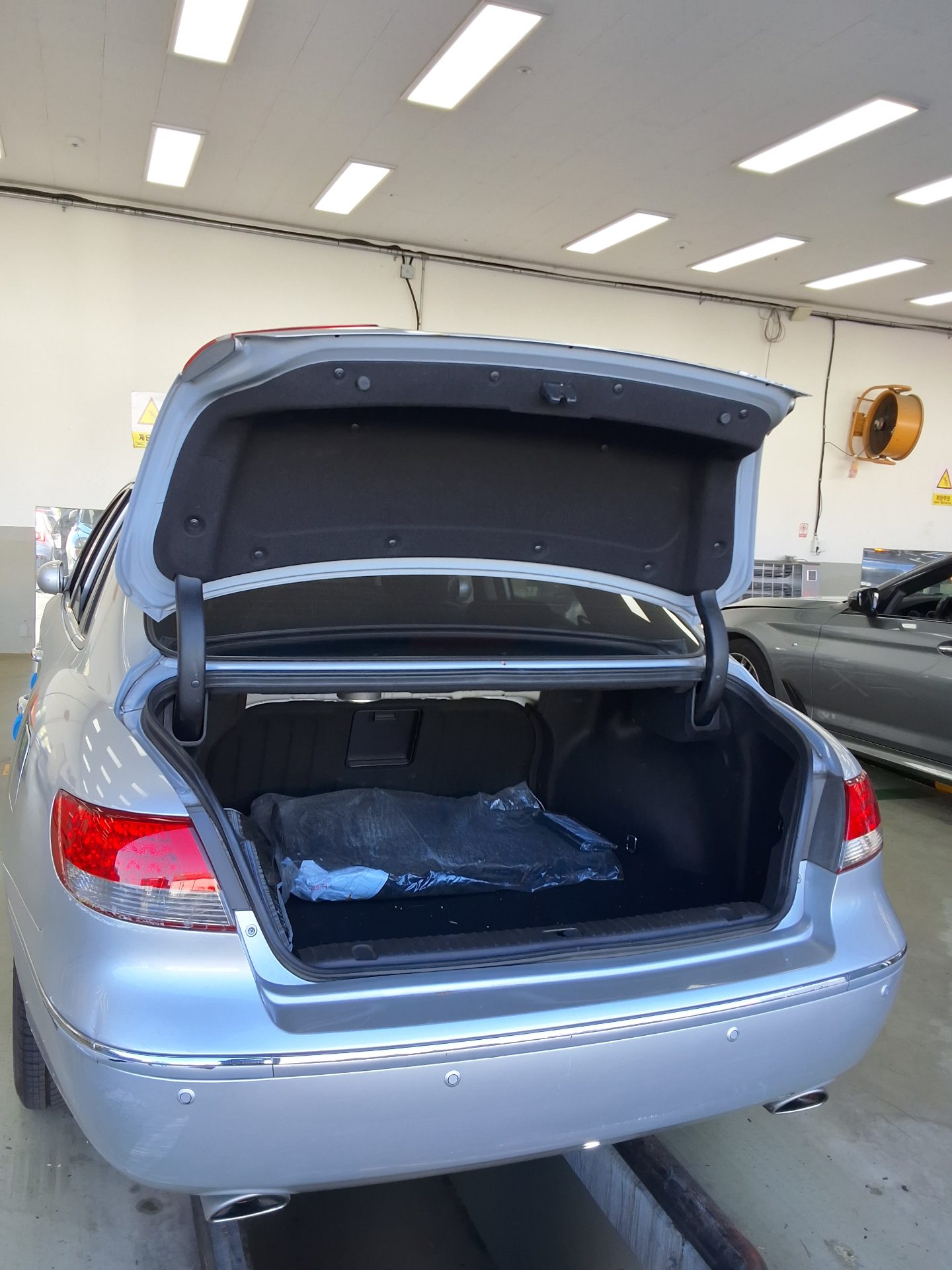 HYUNDAI GRANDEUR NEW LUXURY Q270 PREMIER 2009 - zdjęcie 15