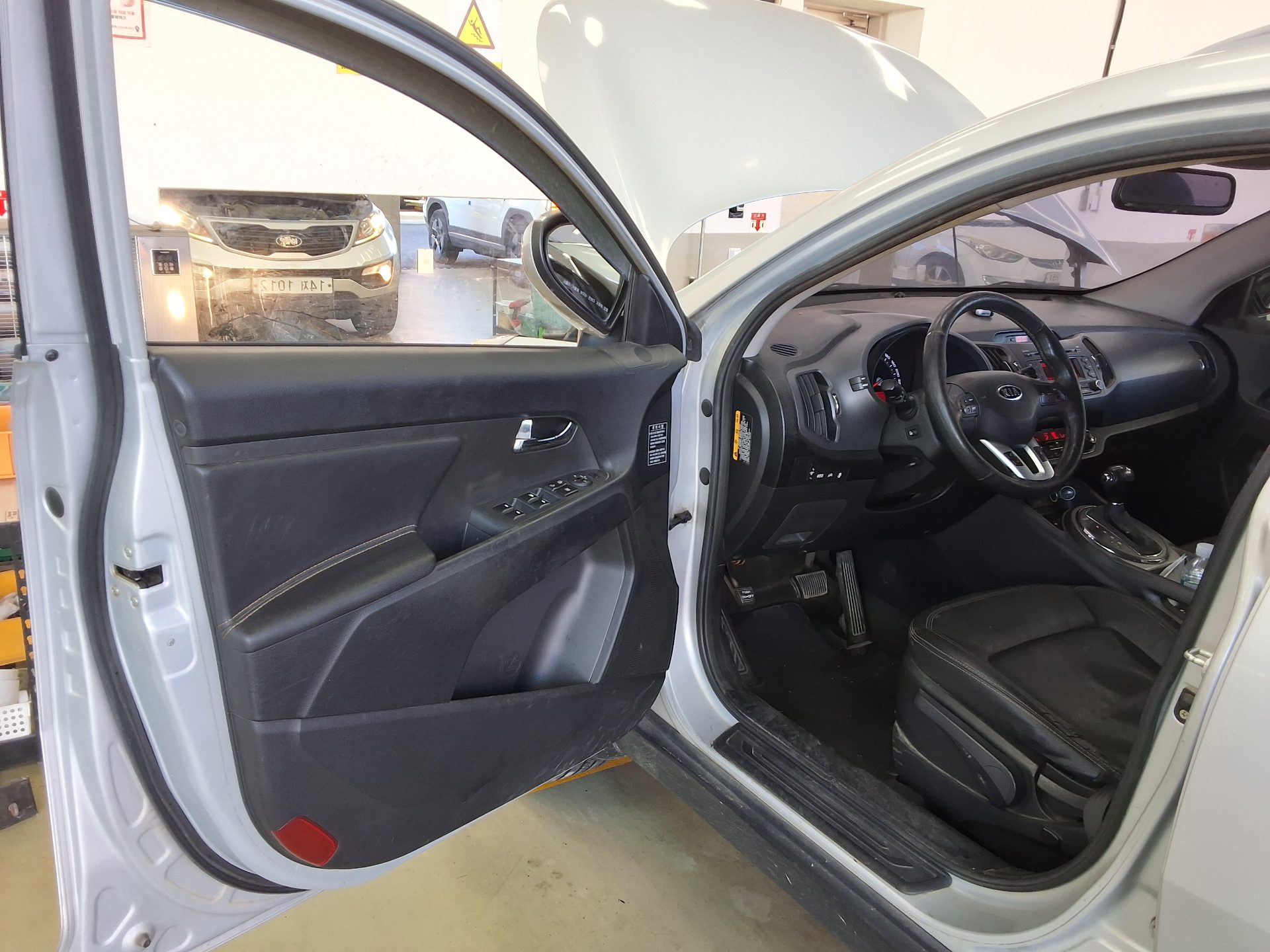 KIA SPORTAGE R DIESEL R2.0 2WD TLX LUXURY MODEL 2012 - zdjęcie 10