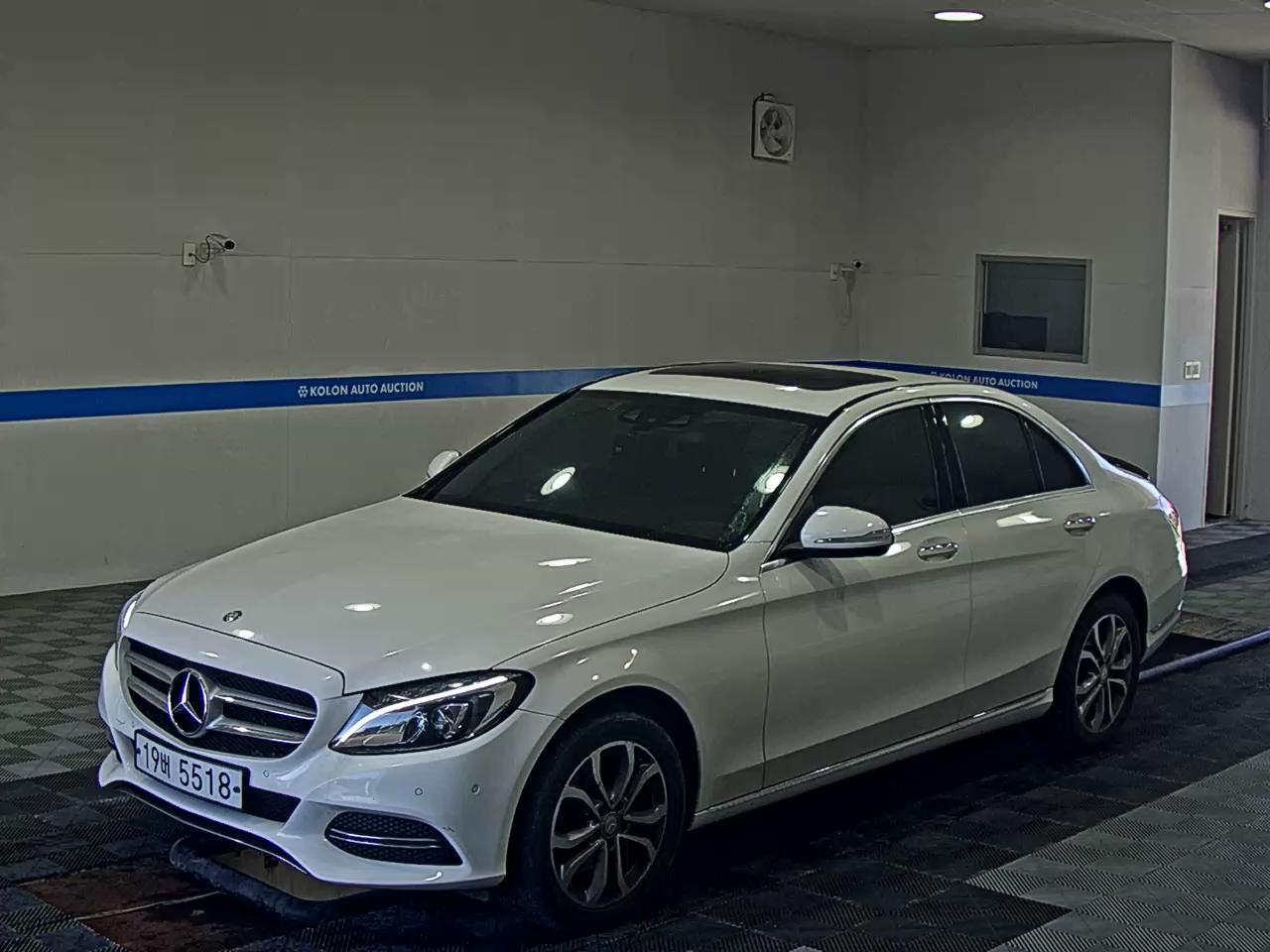 MERCEDES-BENZ C-CLASS (4TH GEN) C220 CDI BLUETEC AVANTGARDE 2015 - zdjęcie 2