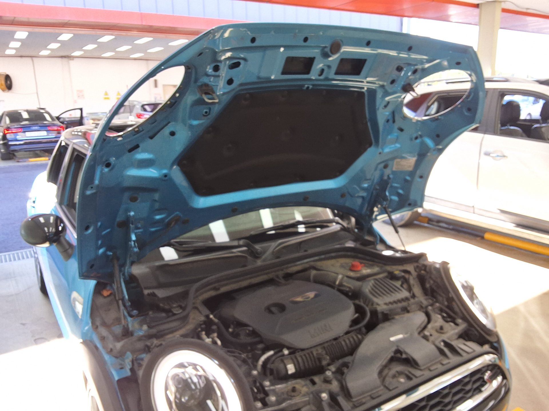 MINI COOPER (3RD GEN) 5-DOOR 2.0 S 2017 - zdjęcie 18