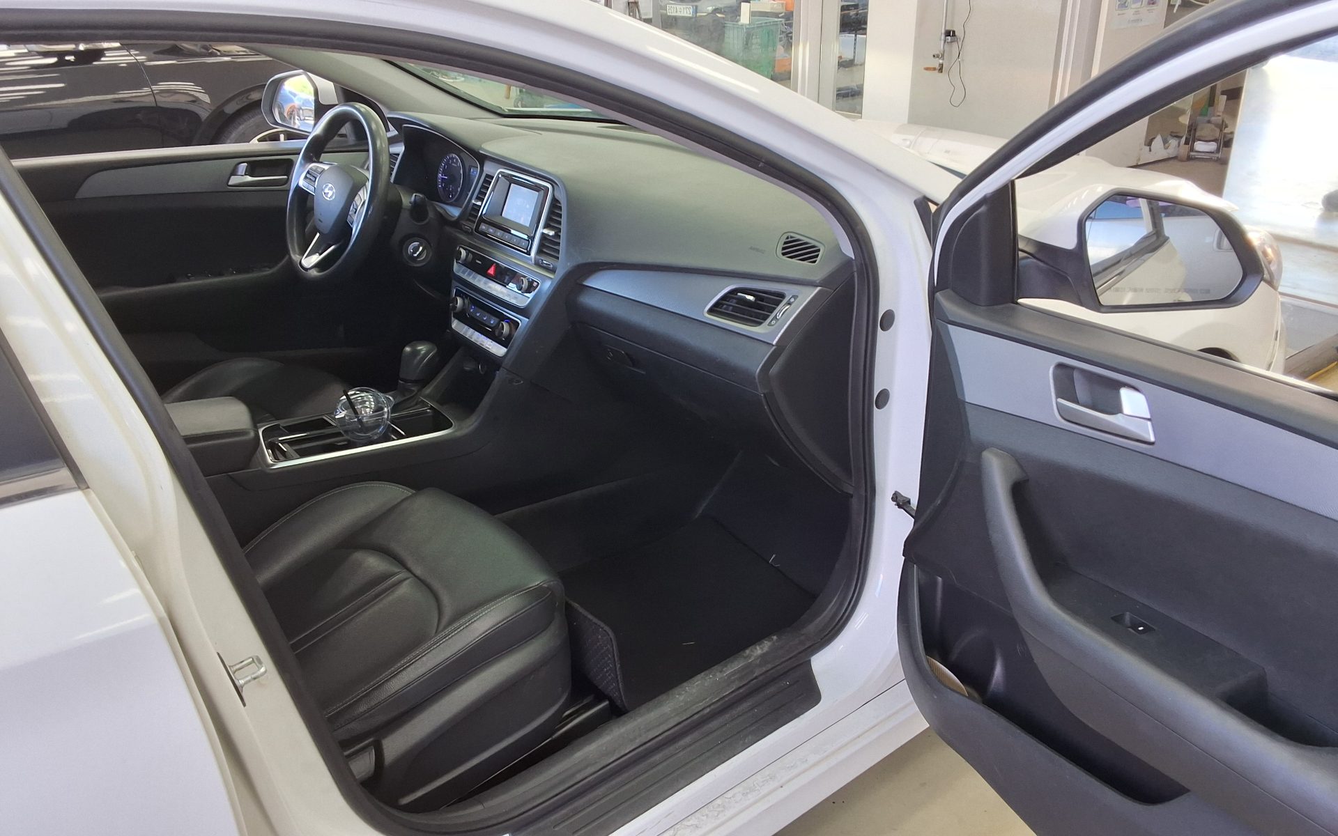 HYUNDAI LF SONATA NEW RISE LPi TAXI STYLE 2018 - zdjęcie 14