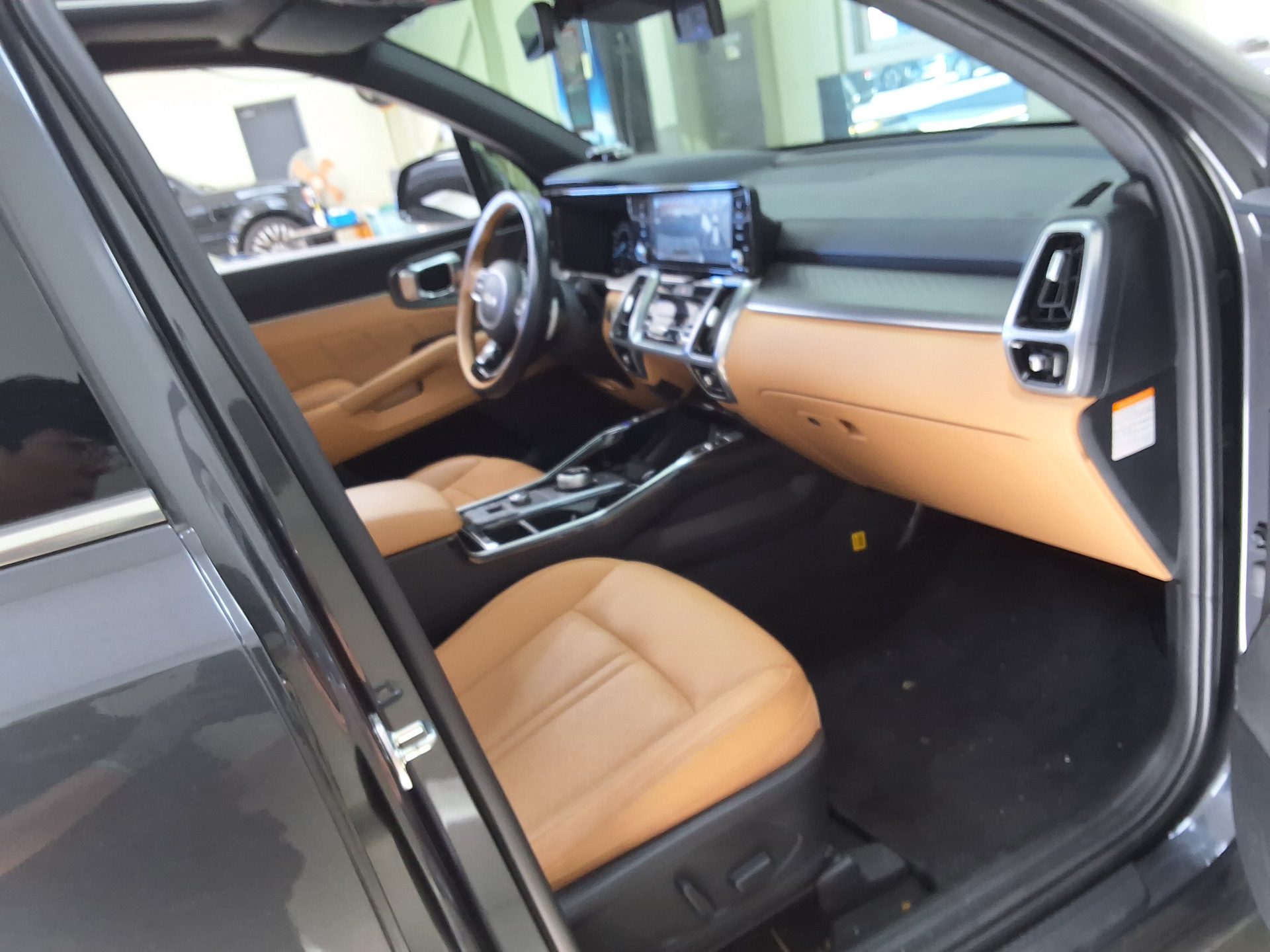 KIA NEW SORENTO HYBRID (MQ4) 1.6 HEV 2WD NOBLESSE 2023 - zdjęcie 15