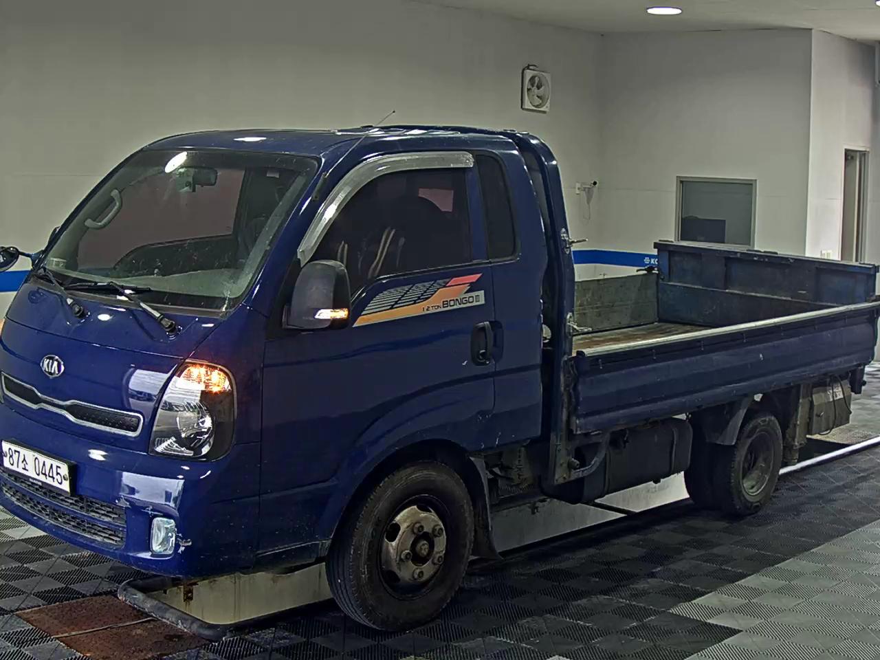 KIA BONGO III CARGO 1.2 TON KING CAB EXTRA LONG WHEELBASE 2018 - zdjęcie 2
