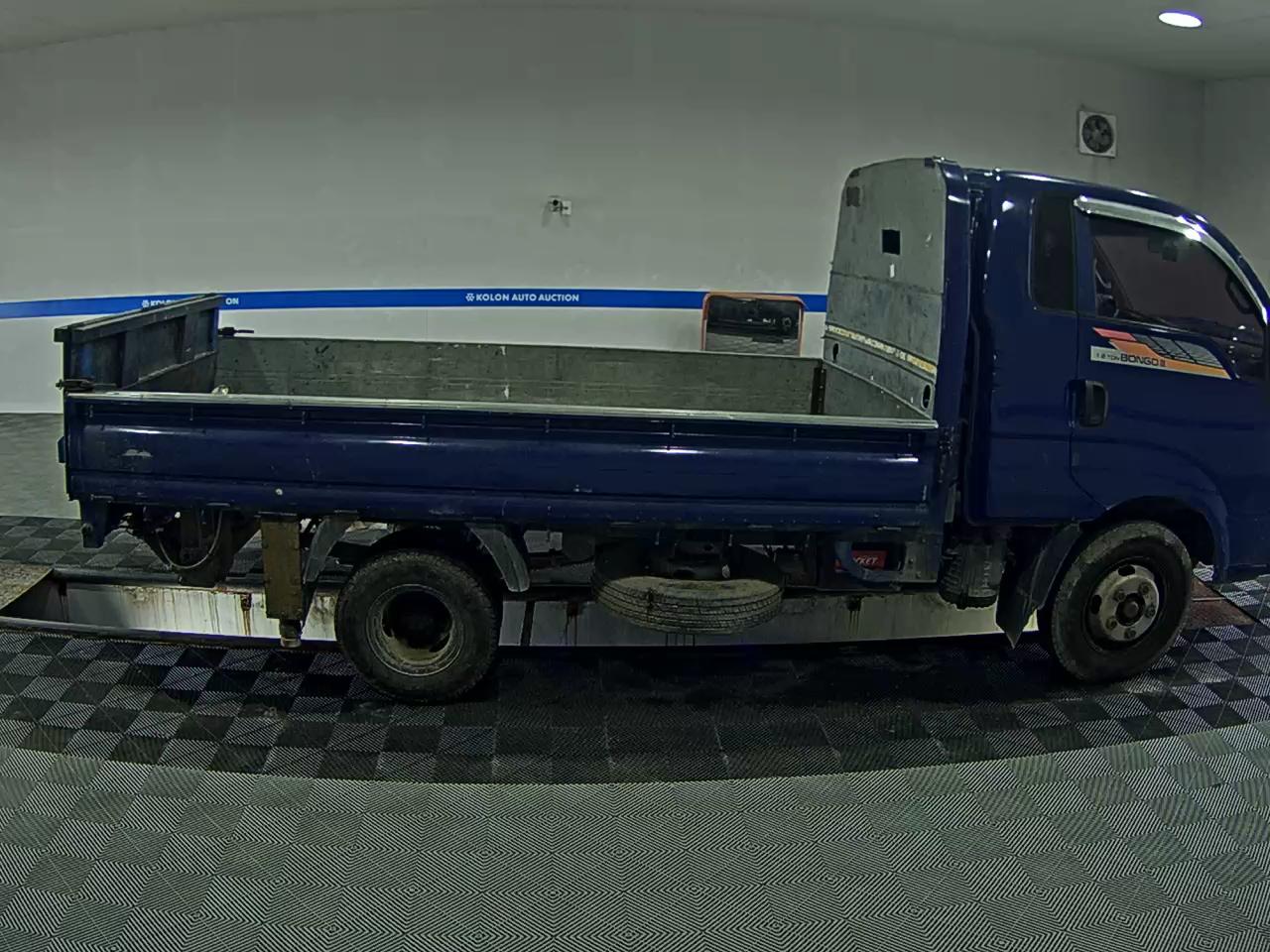 KIA BONGO III CARGO 1.2 TON KING CAB EXTRA LONG WHEELBASE 2018 - zdjęcie 4