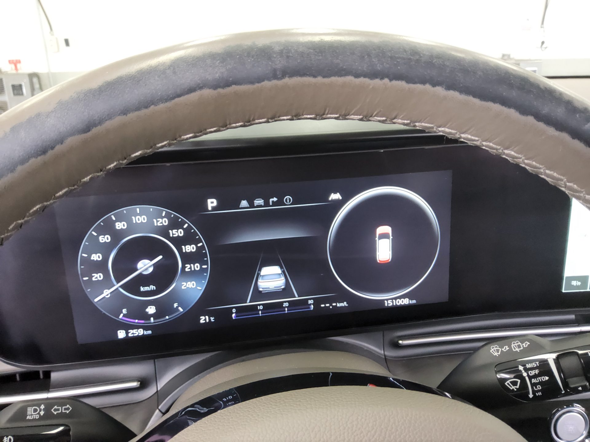 KIA NEW CARNIVAL (KA4) 7-SEATER GASOLINE SIGNATURE 2023 - zdjęcie 9