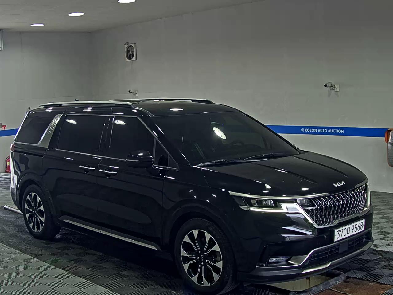 KIA NEW CARNIVAL (KA4) 7-SEATER GASOLINE SIGNATURE 2023 - zdjęcie 3