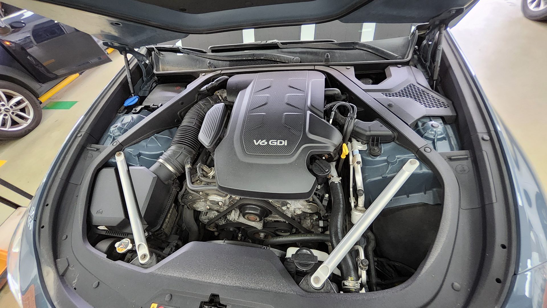 KIA THE K9 (RJ) 3.8 GDI AWD PLATINUM III 2019 - zdjęcie 21