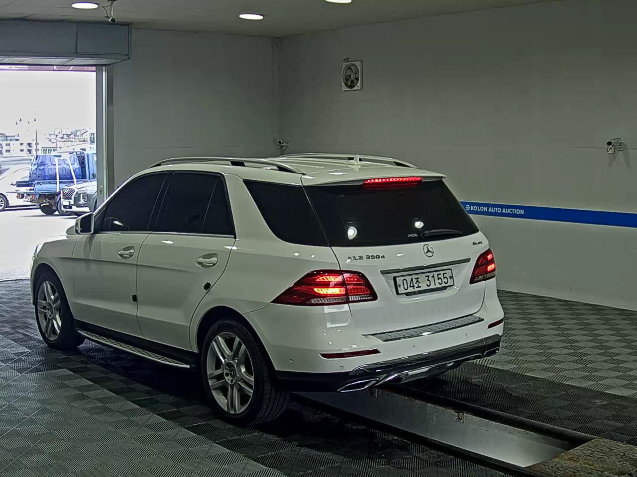 MERCEDES-BENZ GLE-CLASS (3RD GEN) GLE 350d 4MATIC 2018 - zdjęcie 6