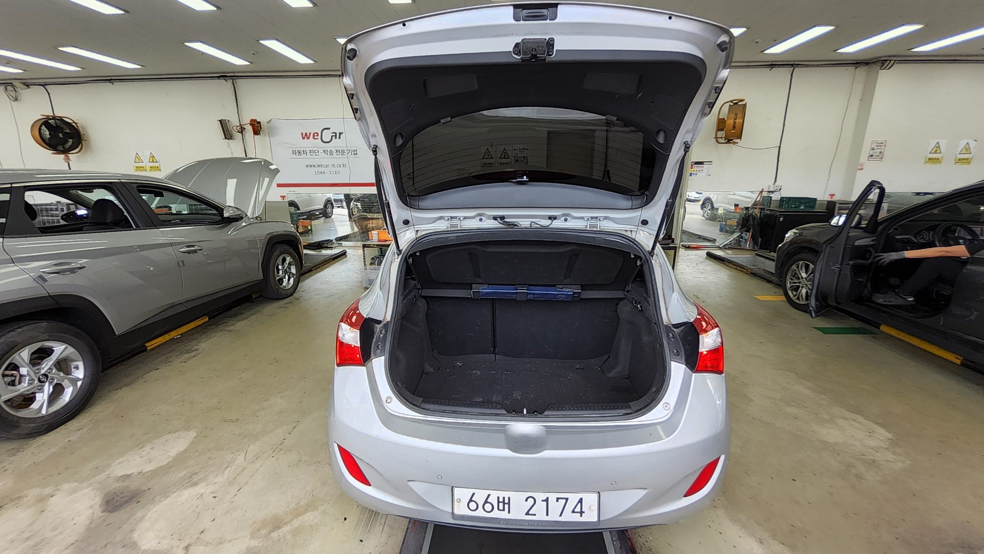 HYUNDAI NEW i30 1.6 GDi UNIQUE 2012 - zdjęcie 15