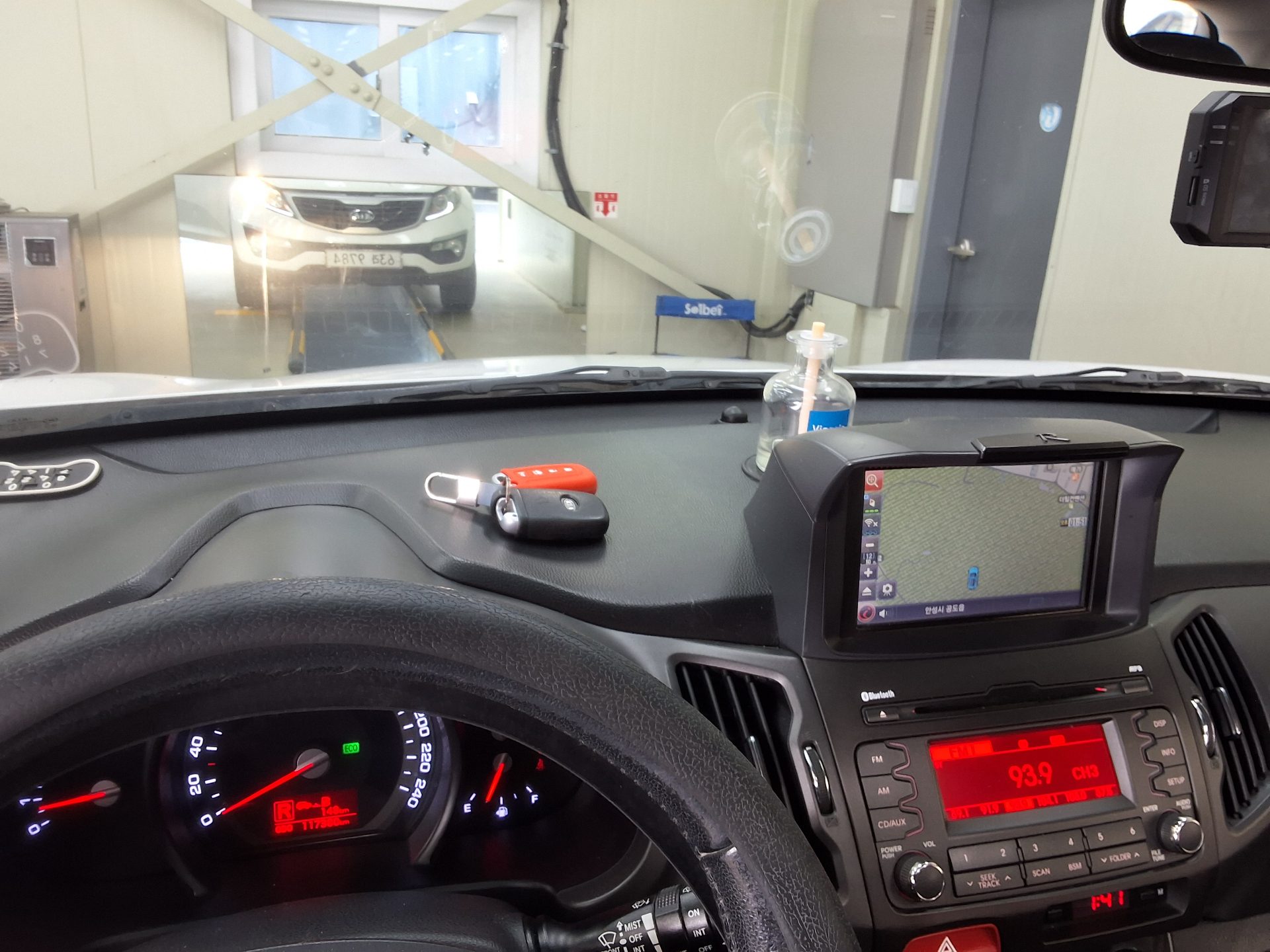 KIA SPORTAGE R DIESEL R2.0 2WD TLX LUXURY MODEL 2011 - zdjęcie 25