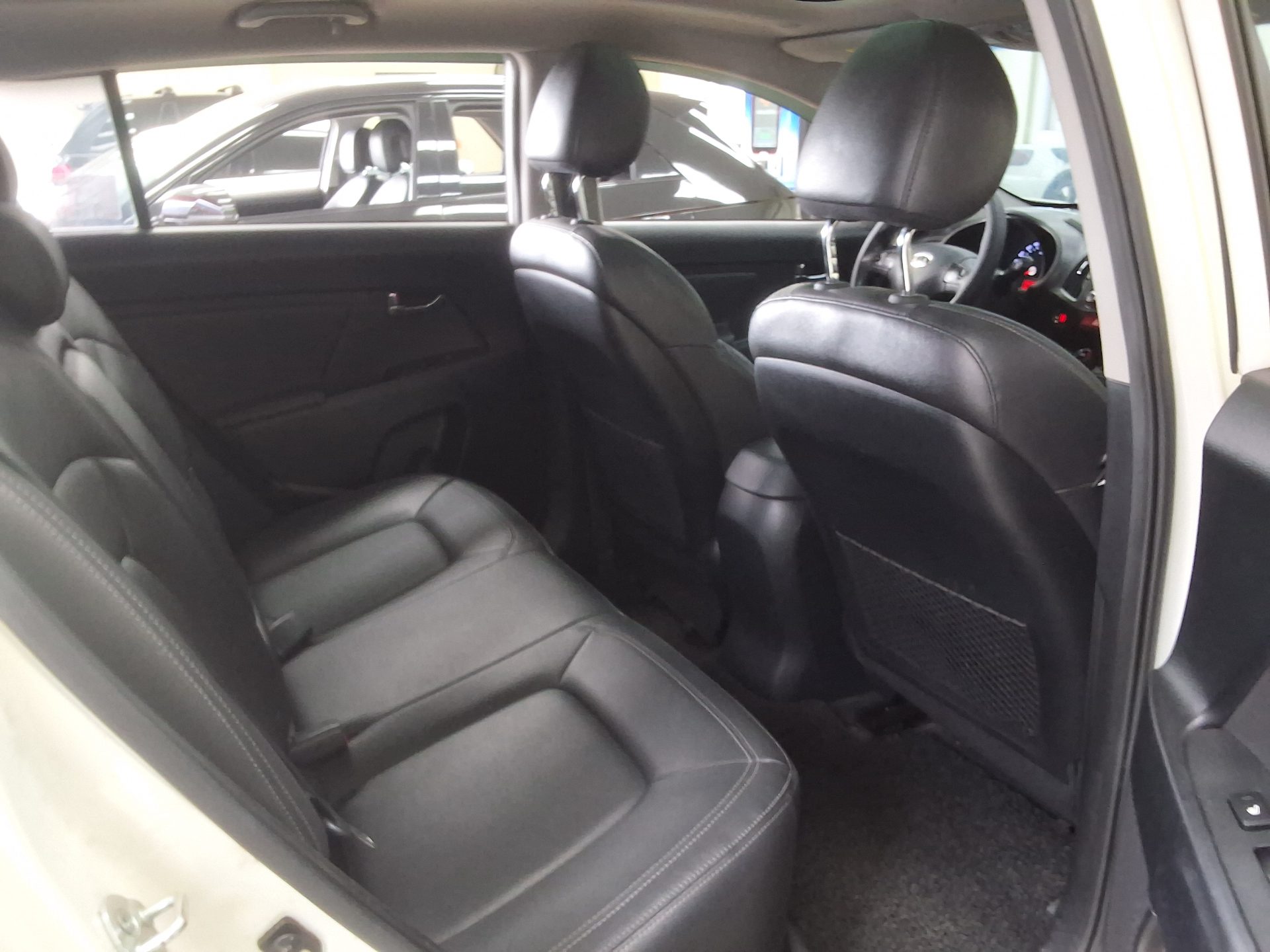 KIA SPORTAGE R DIESEL R2.0 2WD TLX LUXURY MODEL 2011 - zdjęcie 14