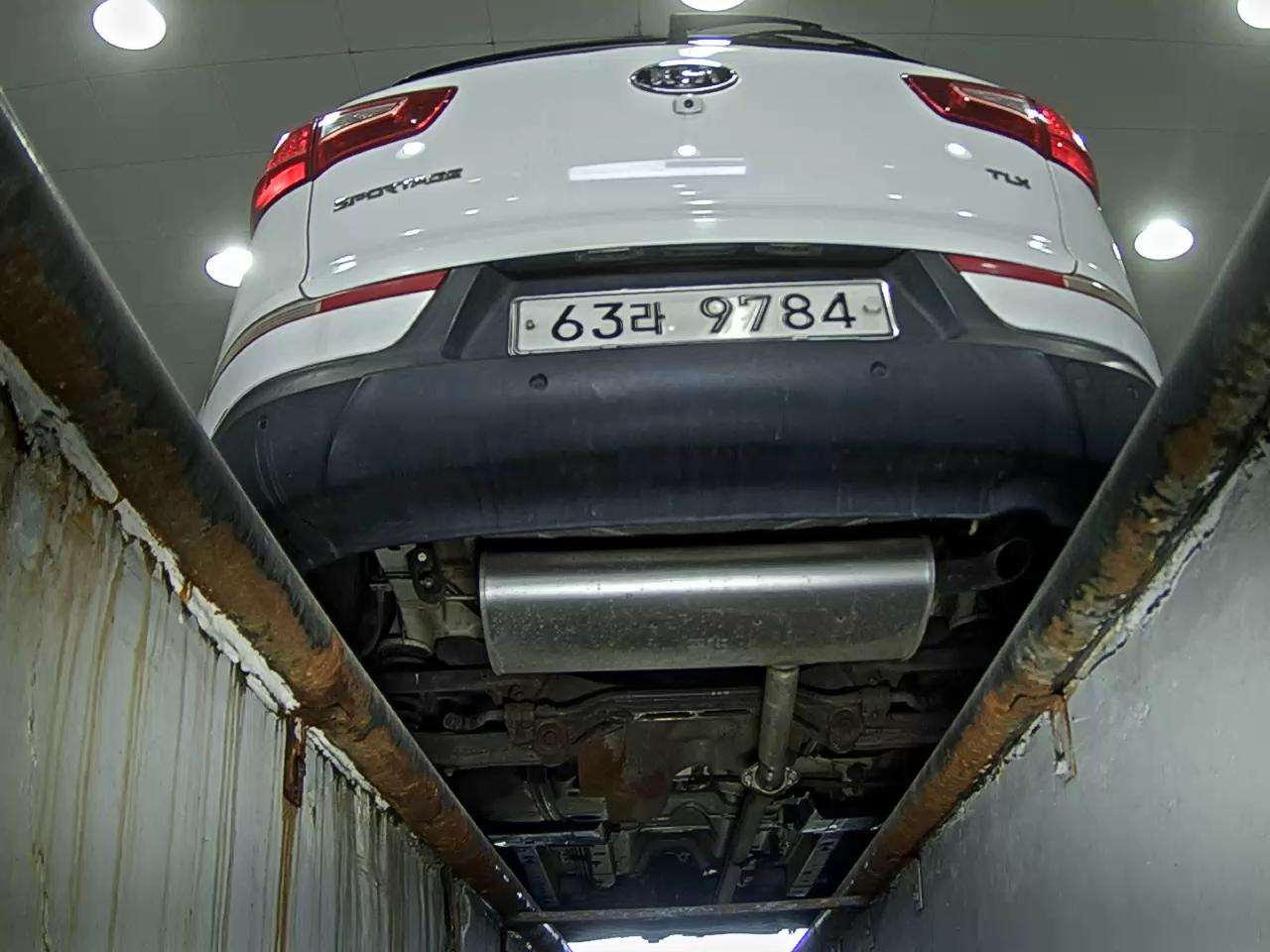 KIA SPORTAGE R DIESEL R2.0 2WD TLX LUXURY MODEL 2011 - zdjęcie 8