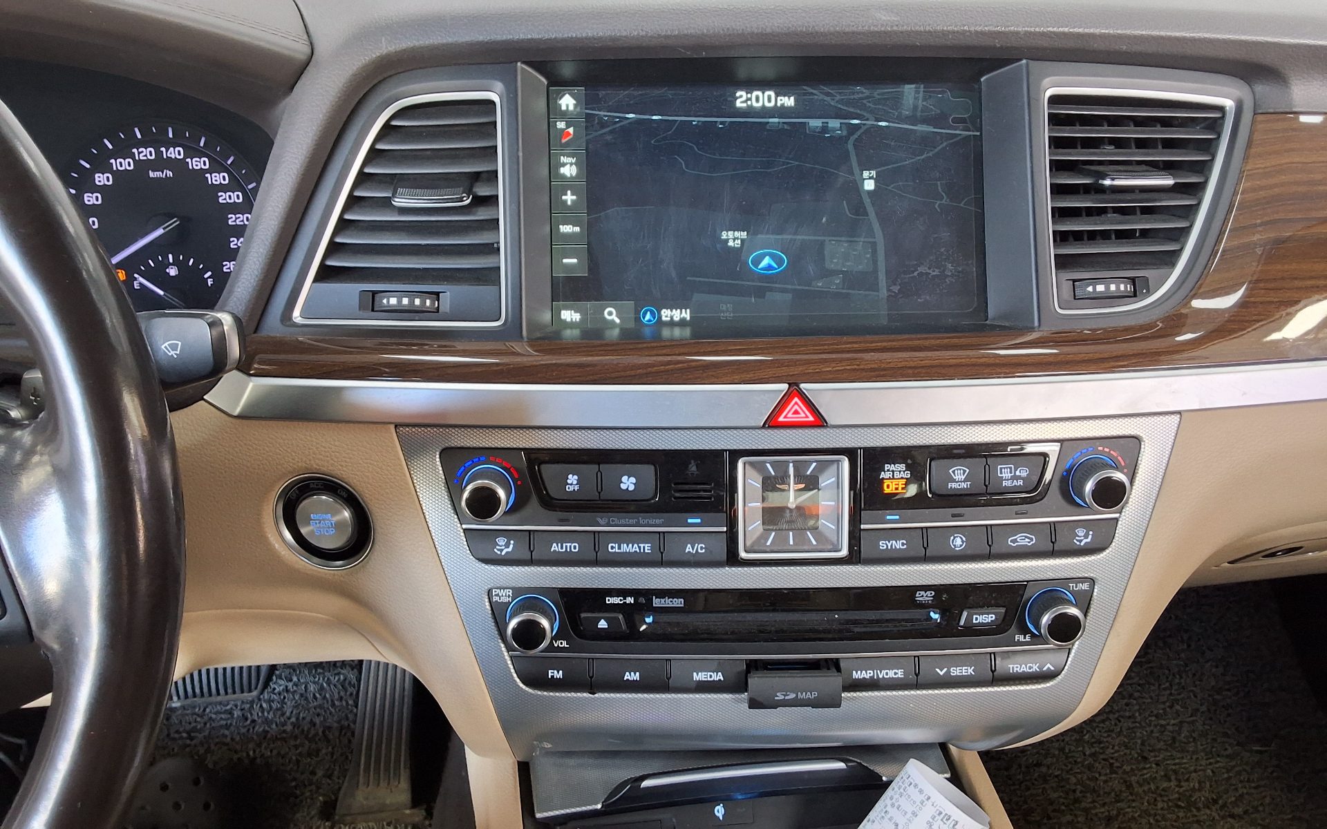 GENESIS G80 3.3 GDi AWD PREMIUM LUXURY 2018 - zdjęcie 18