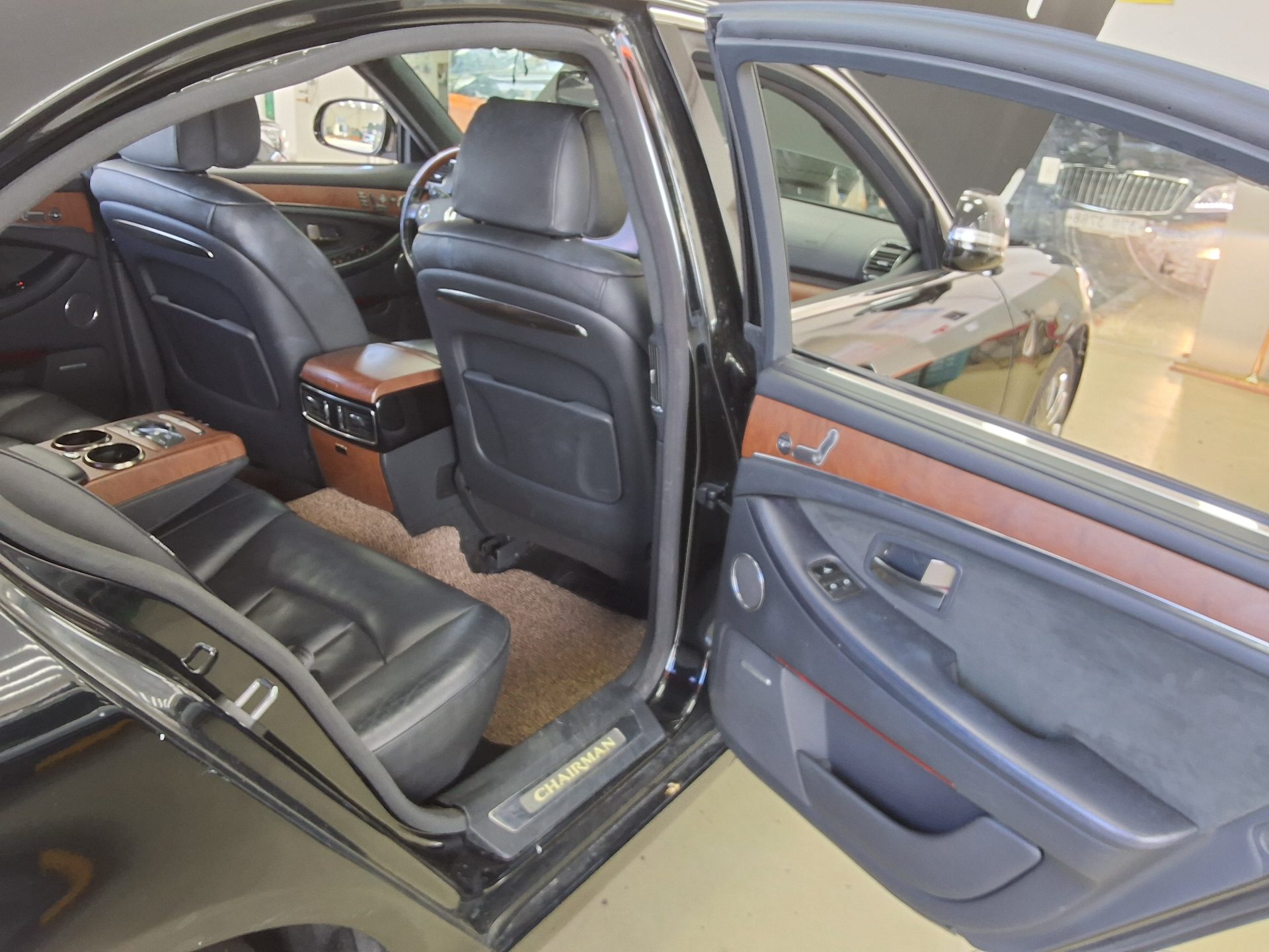 KG MOBILITY (SSANGYONG) NEW CHAIRMAN W CW700 4TRONIC LUXURY 2013 - zdjęcie 13