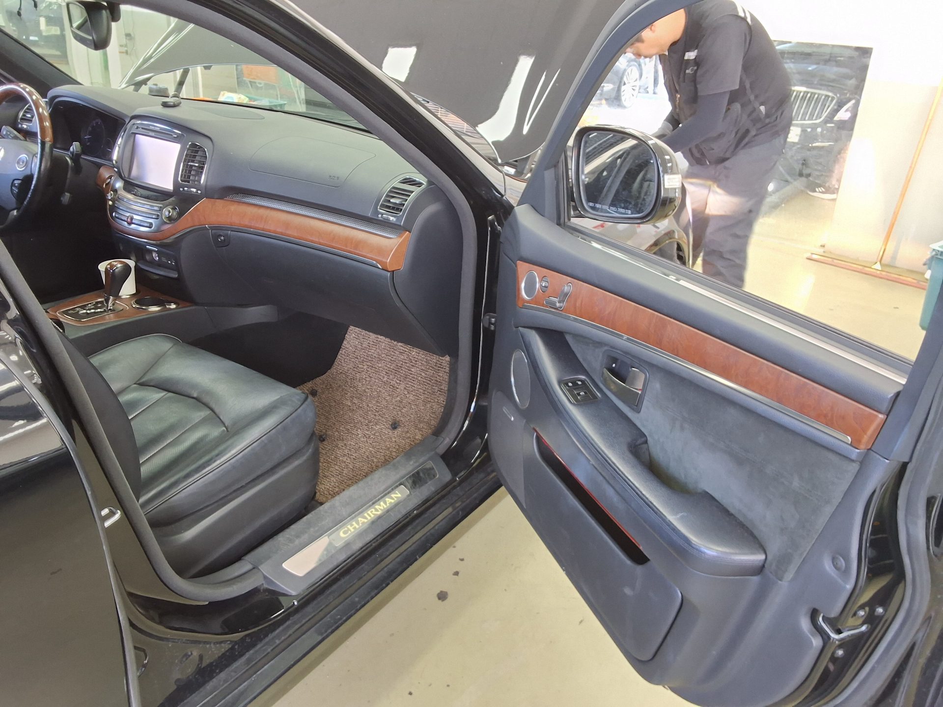 KG MOBILITY (SSANGYONG) NEW CHAIRMAN W CW700 4TRONIC LUXURY 2013 - zdjęcie 14