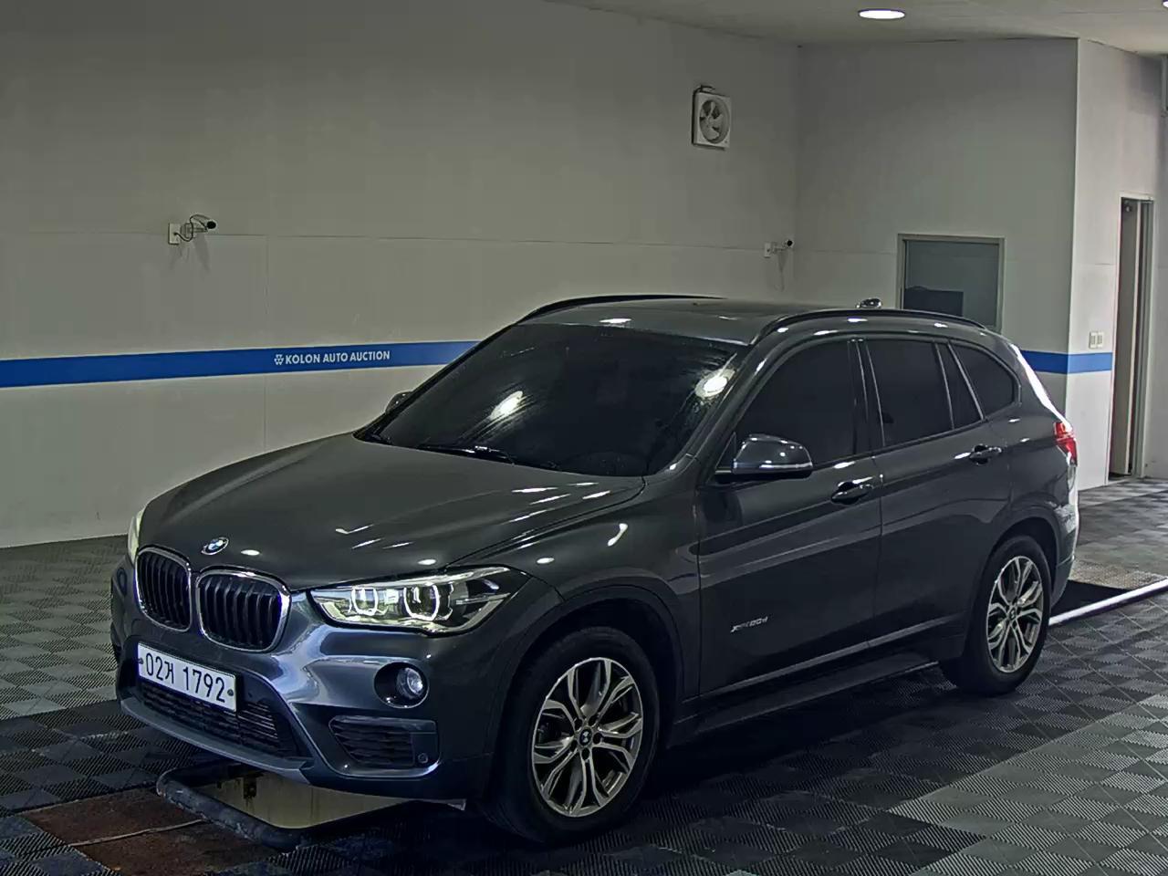 BMW X1 (2ND GEN) 20d xDRIVE JOY 2018 - zdjęcie 2