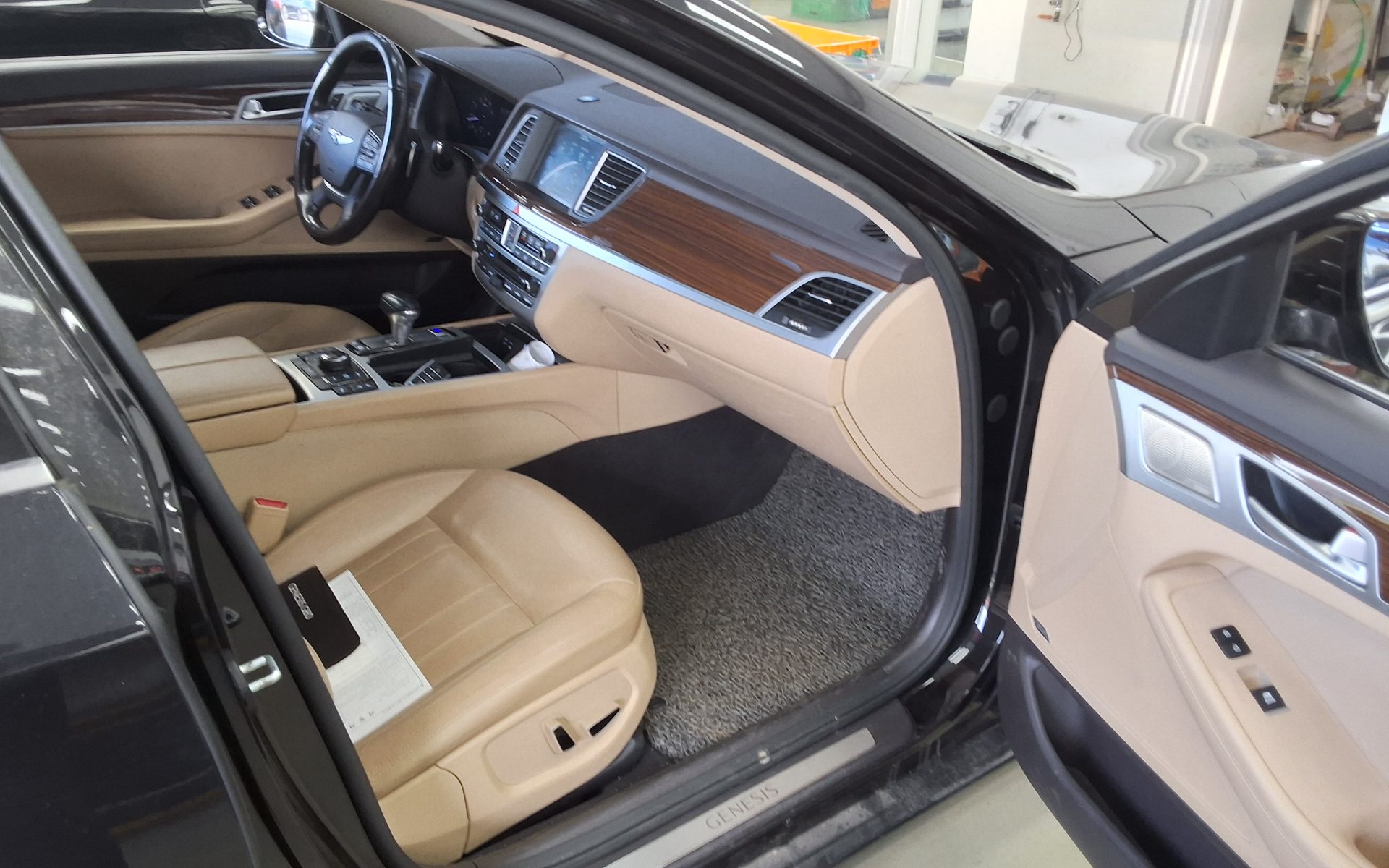 GENESIS G80 3.3 GDi AWD PREMIUM LUXURY 2018 - zdjęcie 14