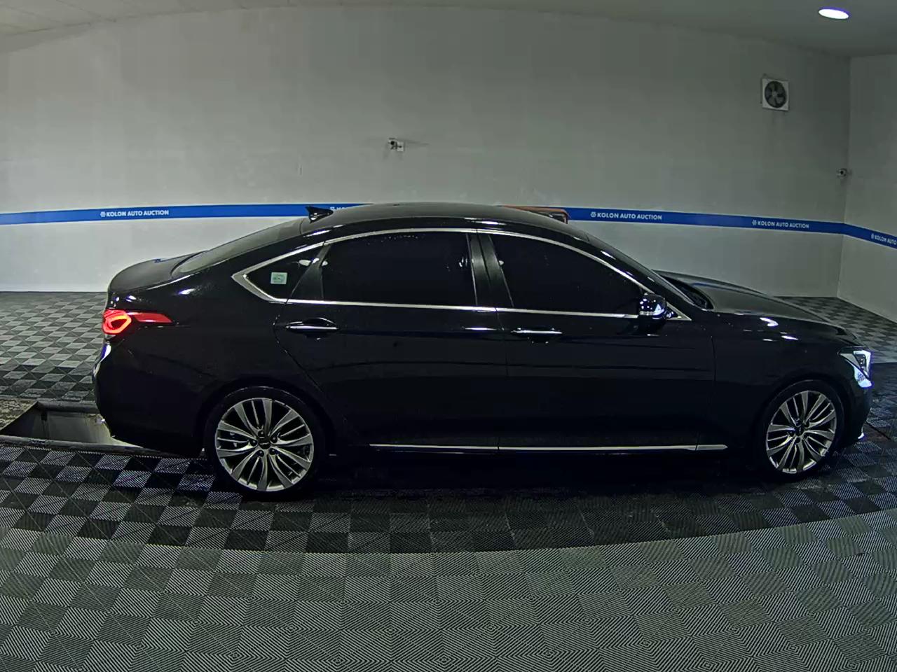 GENESIS G80 3.3 GDi AWD PREMIUM LUXURY 2018 - zdjęcie 4