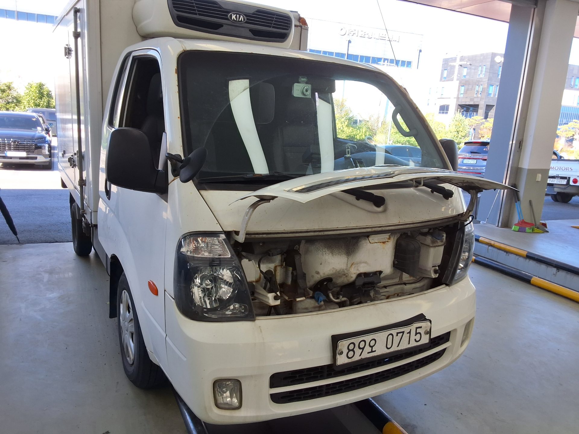KIA BONGO III CARGO FREEZER BOX TRUCK 1 TON KING CAB 2018 - zdjęcie 17