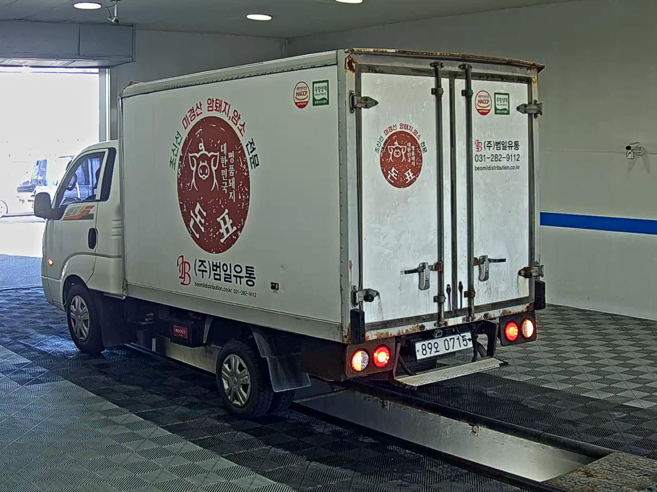 KIA BONGO III CARGO FREEZER BOX TRUCK 1 TON KING CAB 2018 - zdjęcie 6
