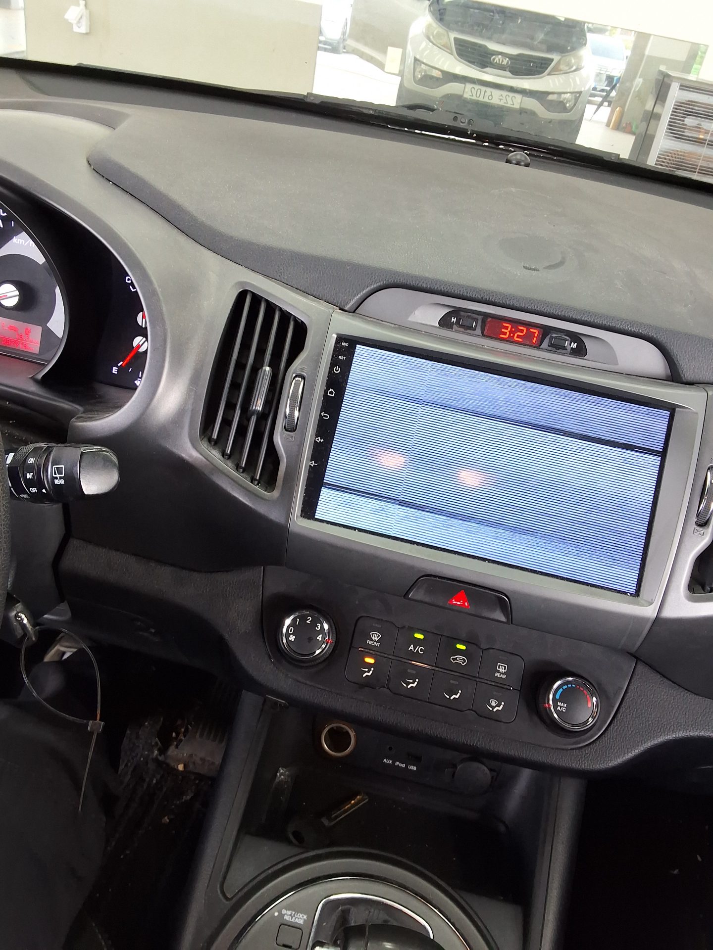 KIA SPORTAGE R DIESEL R2.0 2WD LX 2013 - zdjęcie 17
