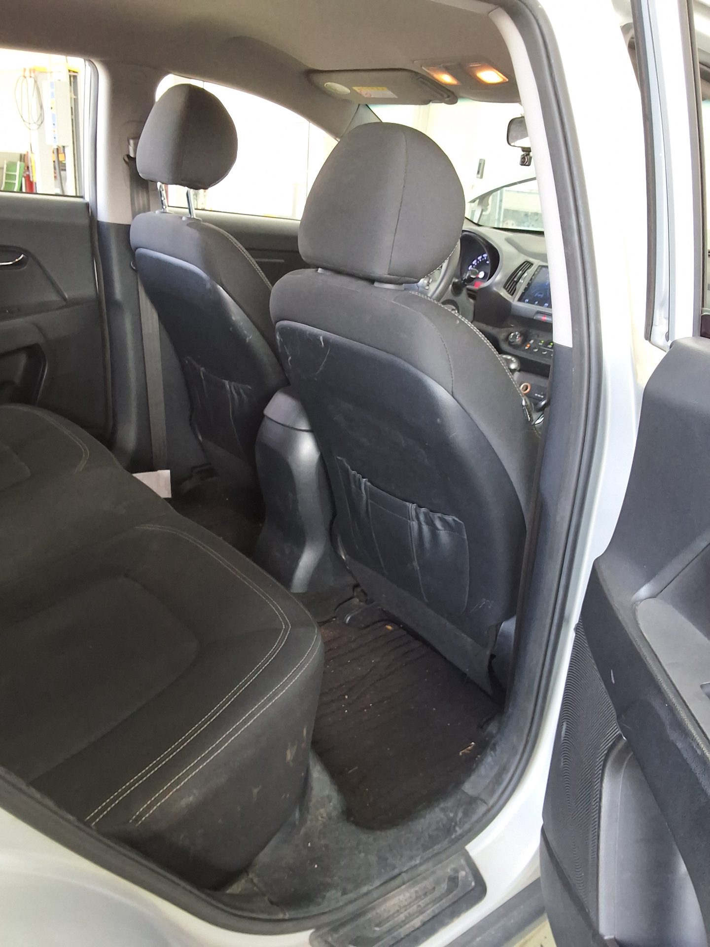 KIA SPORTAGE R DIESEL R2.0 2WD LX 2013 - zdjęcie 13