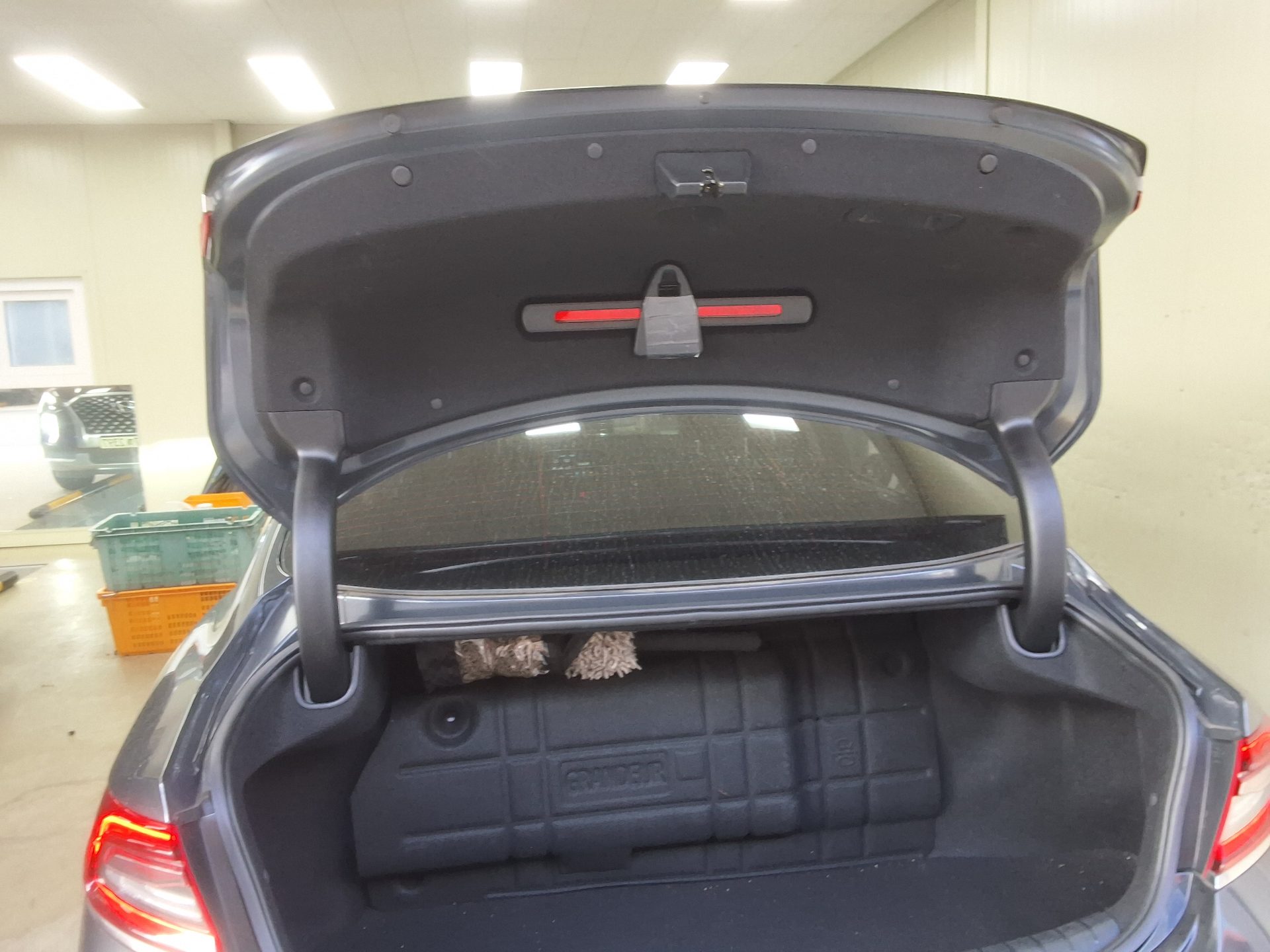 HYUNDAI GRANDEUR IG 3.0 LPi RENTAL CAR EXCLUSIVE 2018 - zdjęcie 16
