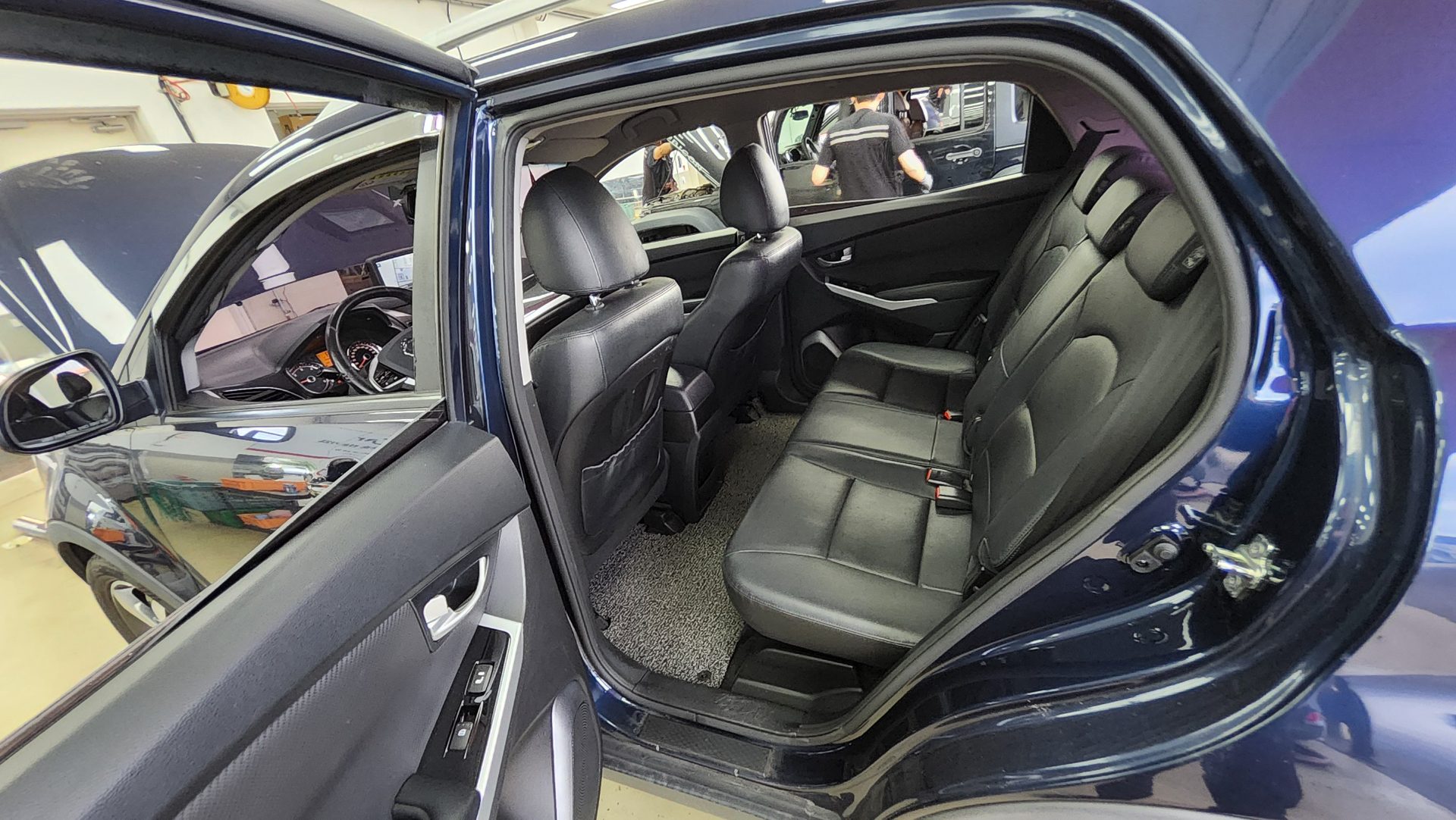 KG MOBILITY (SSANGYONG) NEW STYLE KORANDO C 2.2 2WD EXTREME EDITION 2017 - zdjęcie 12