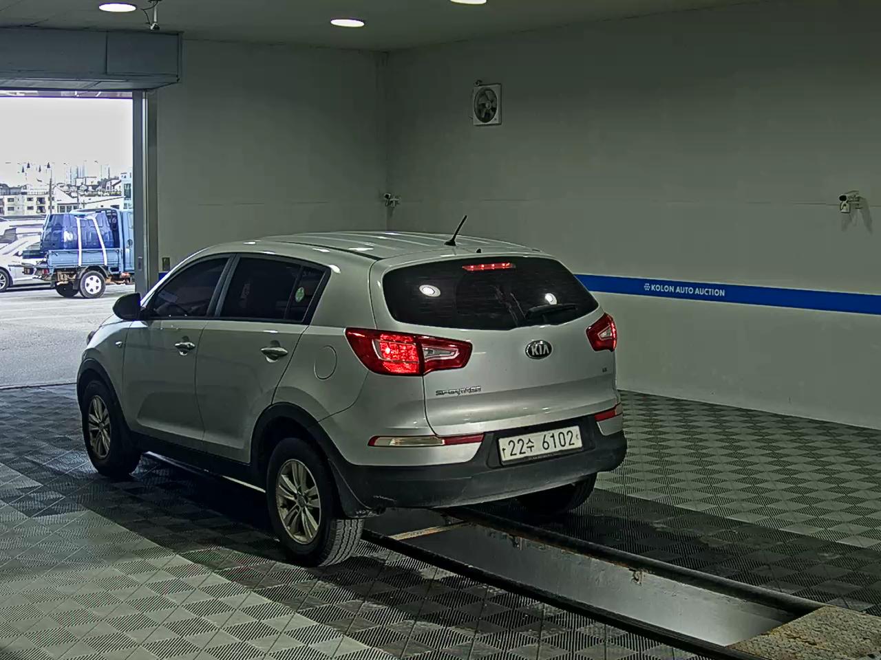 KIA SPORTAGE R DIESEL R2.0 2WD LX 2013 - zdjęcie 6