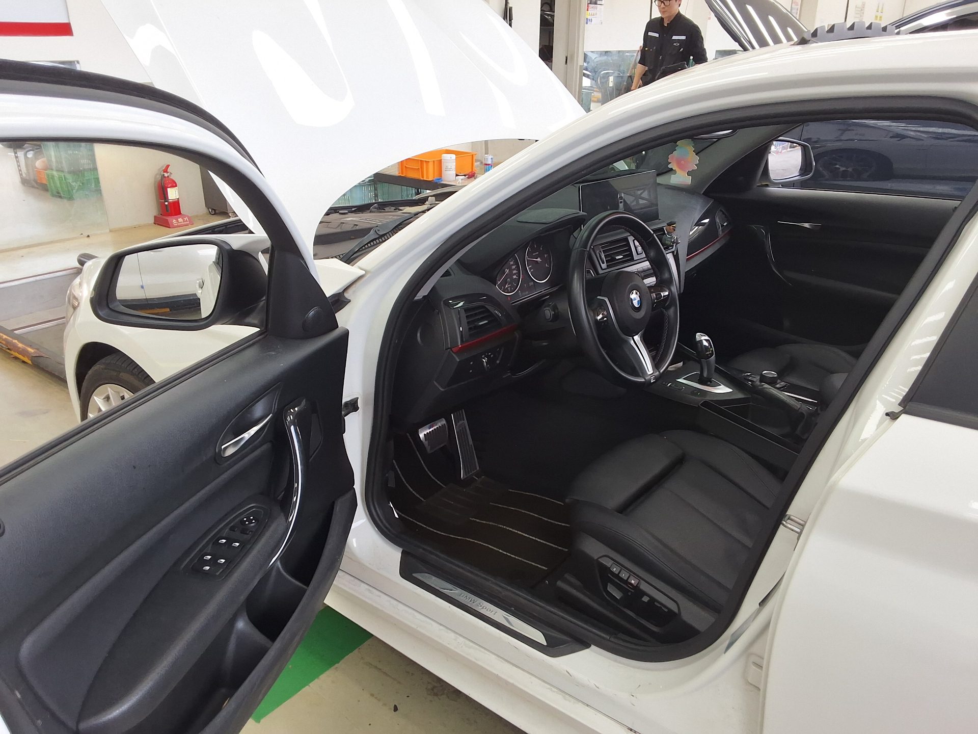 BMW 1 SERIES (2ND GEN) 5-DOOR 120d SPORT LINE 2014 - zdjęcie 10