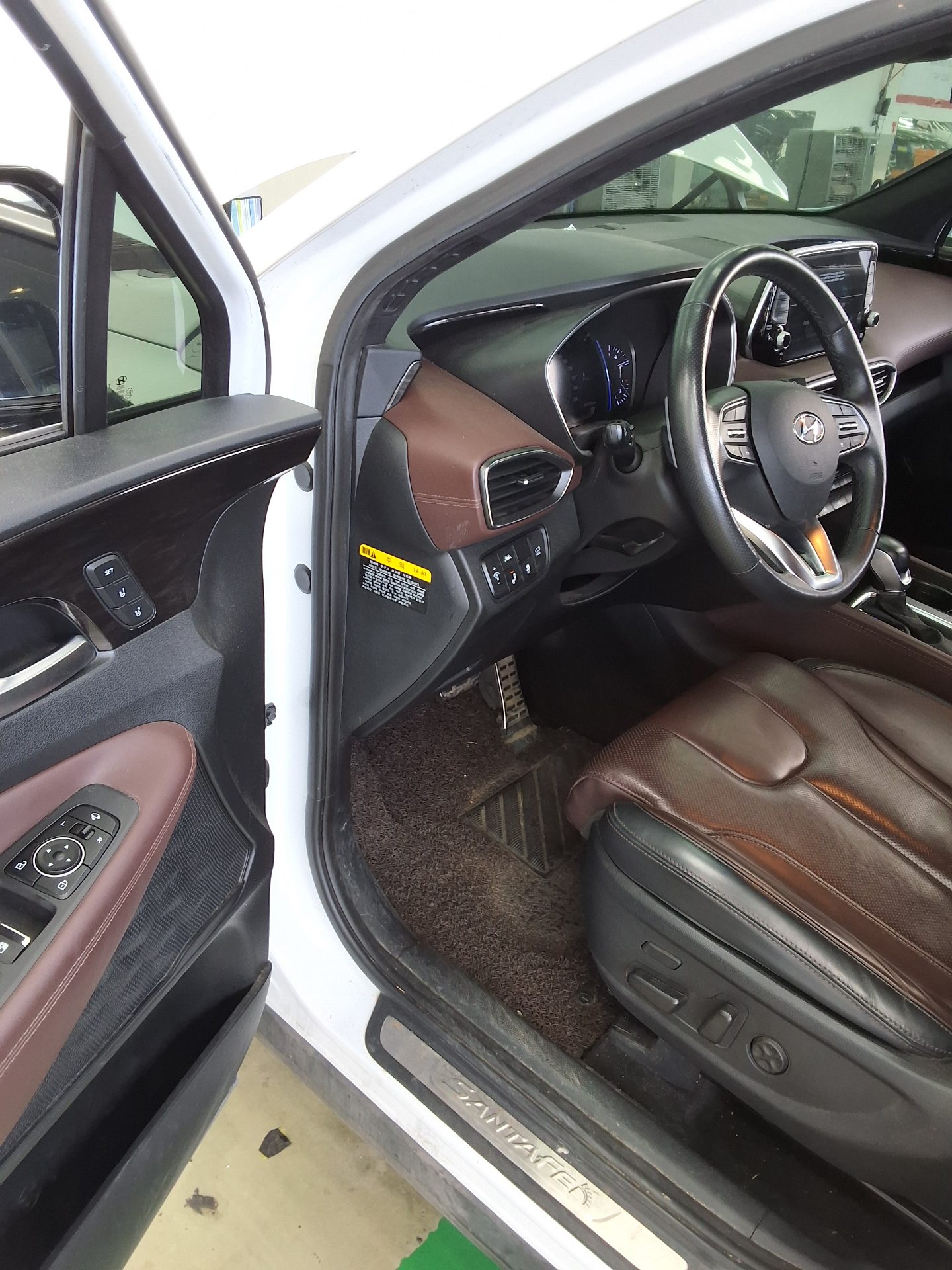 HYUNDAI SANTA FE (TM) R2.2 2WD INSPIRATION 2020 - zdjęcie 10