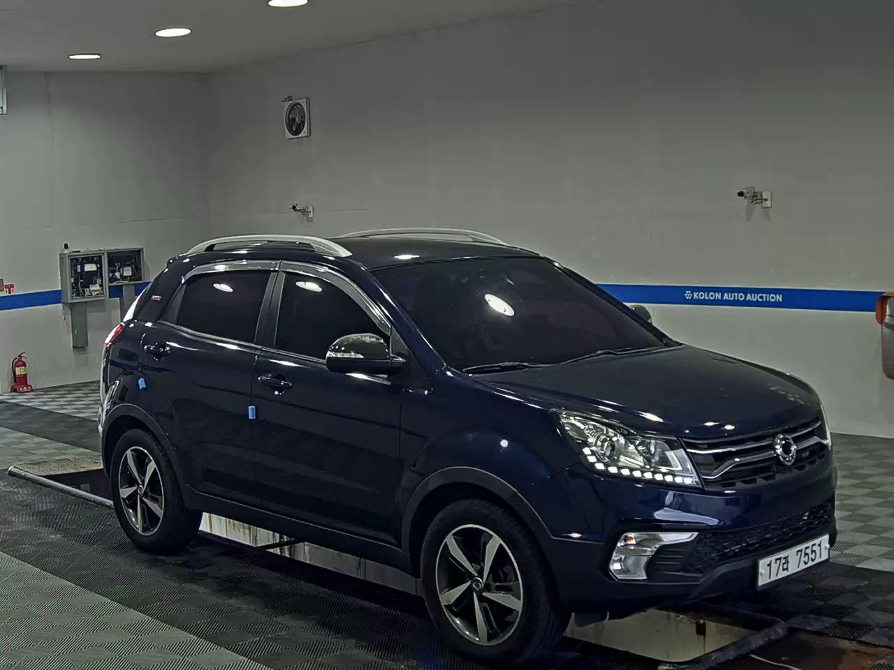 KG MOBILITY (SSANGYONG) NEW STYLE KORANDO C 2.2 2WD EXTREME EDITION 2017 - zdjęcie 3