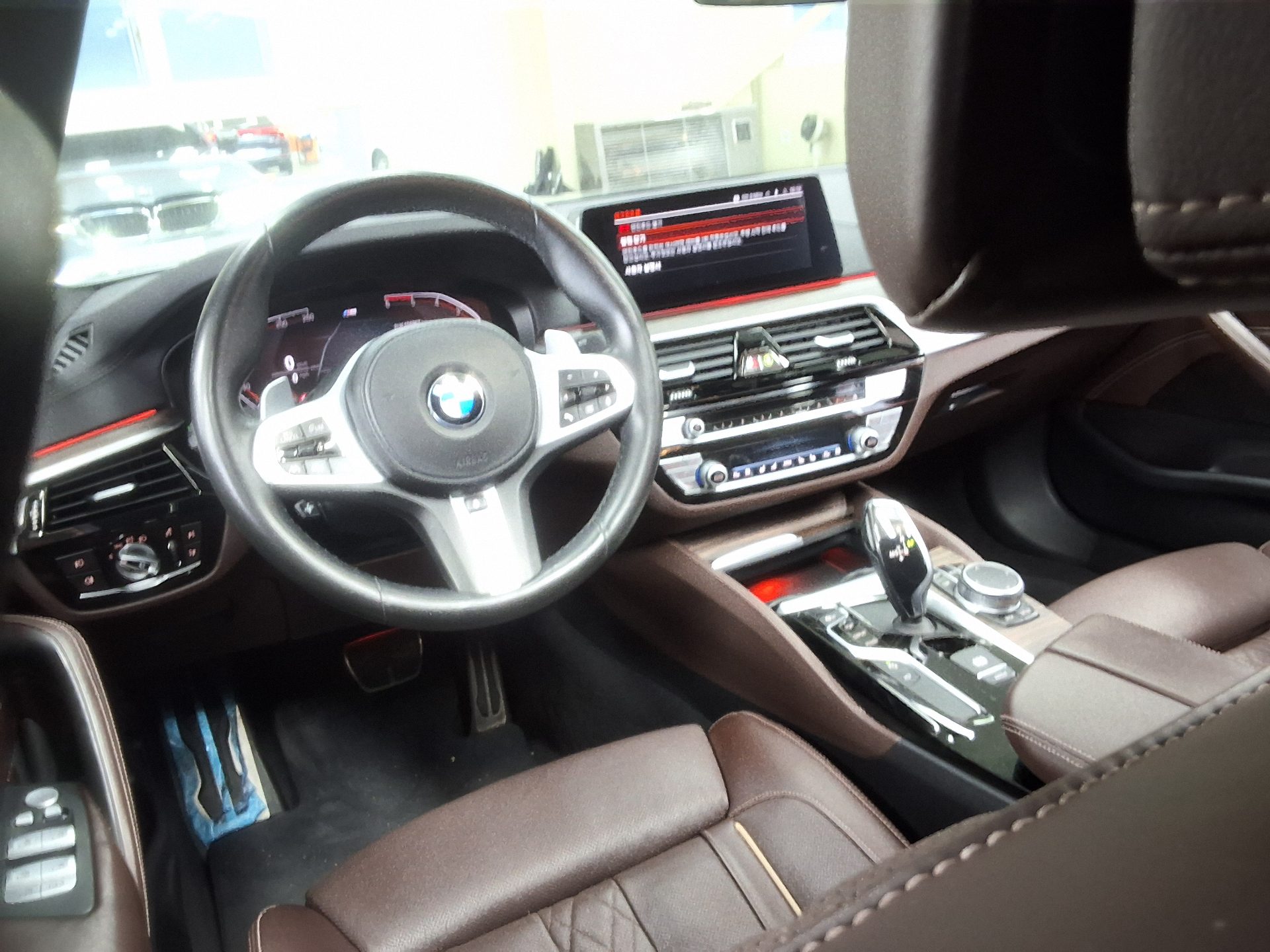BMW 5 SERIES (7TH GEN) 520d M SPORT PACK PLUS 2020 - zdjęcie 12