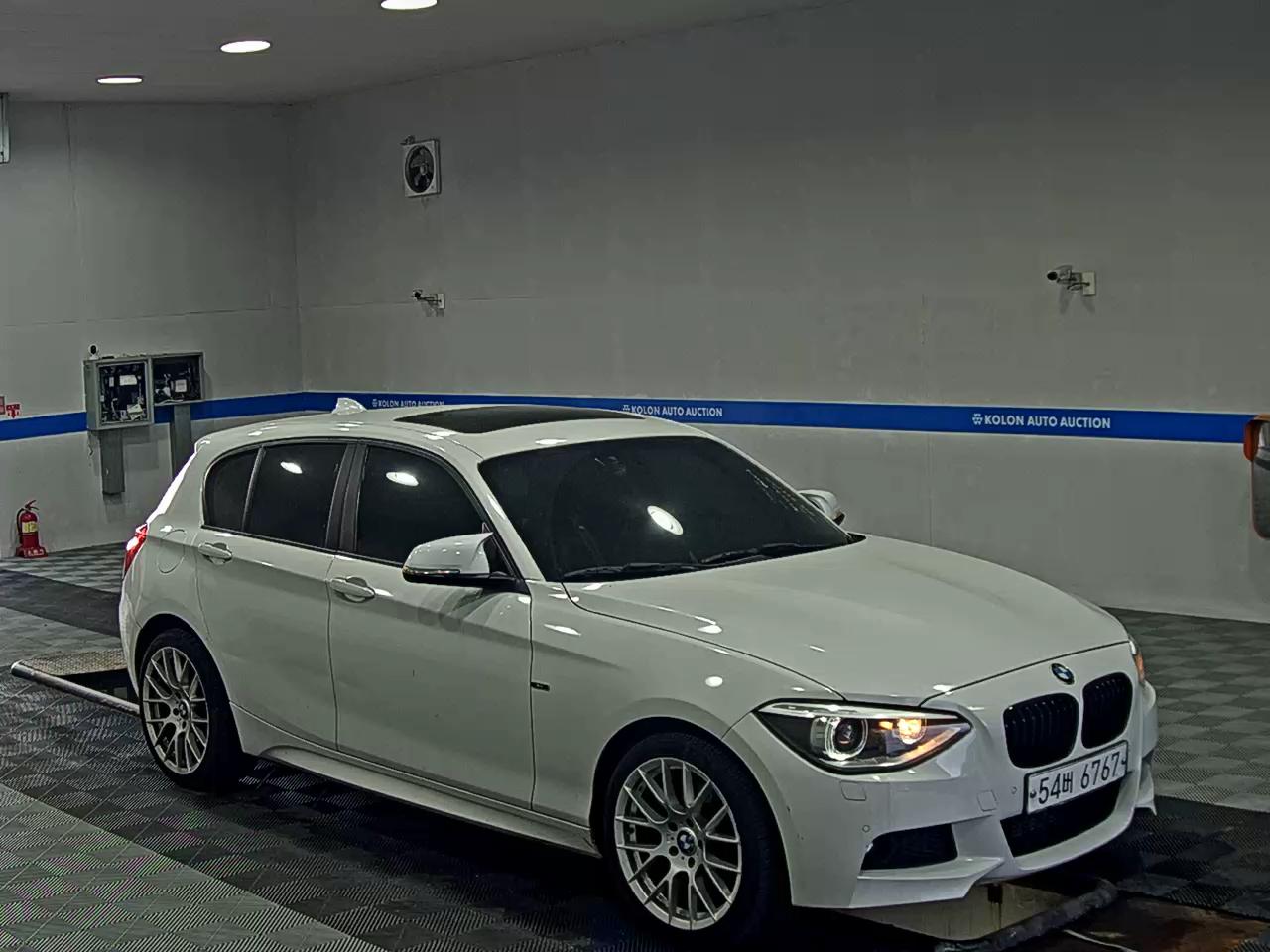 BMW 1 SERIES (2ND GEN) 5-DOOR 120d SPORT LINE 2014 - zdjęcie 3