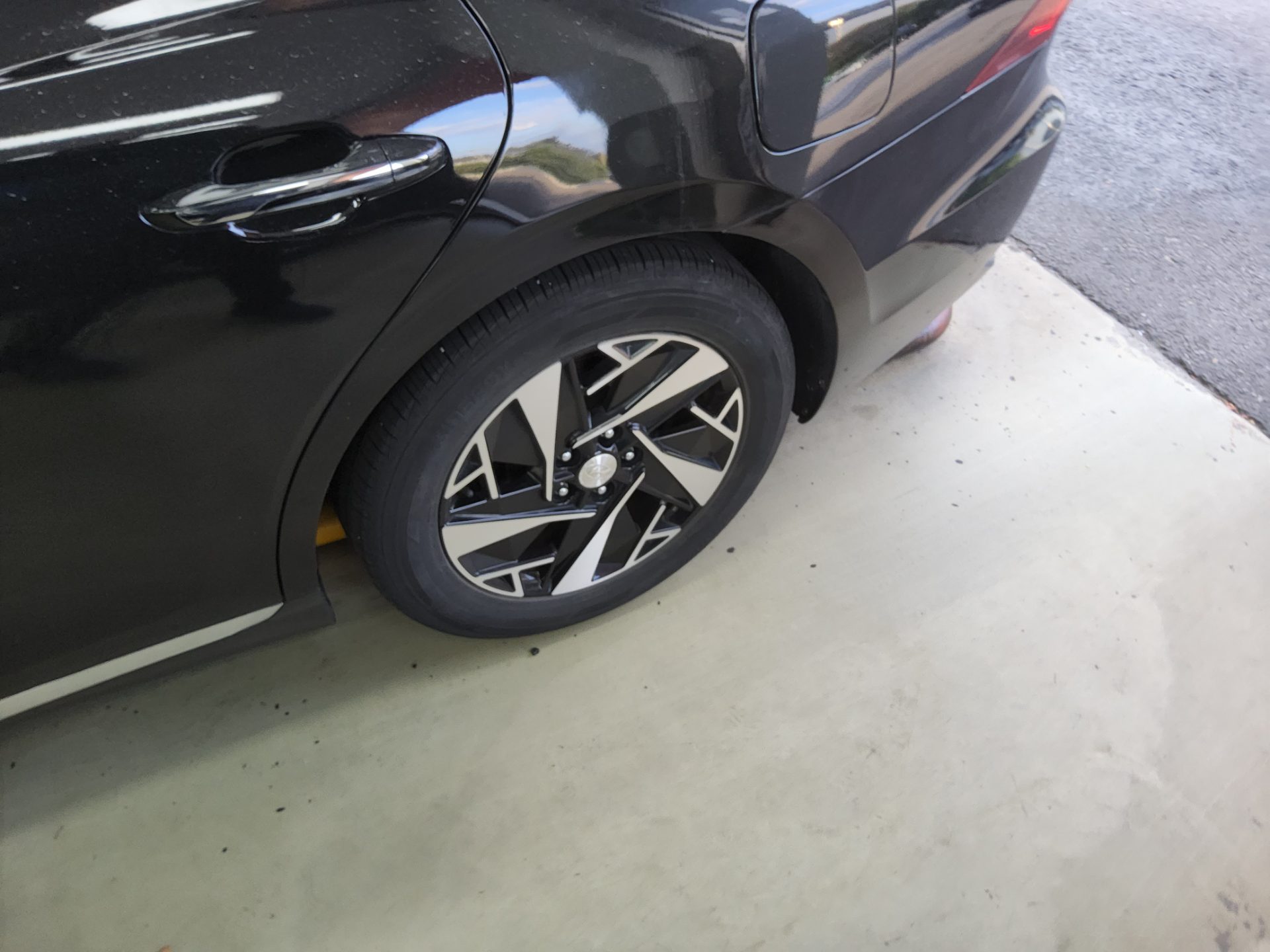 HYUNDAI THE NEW GRANDEUR IG HYBRID 2.4 HEV PREMIUM CHOICE 2021 - zdjęcie 21